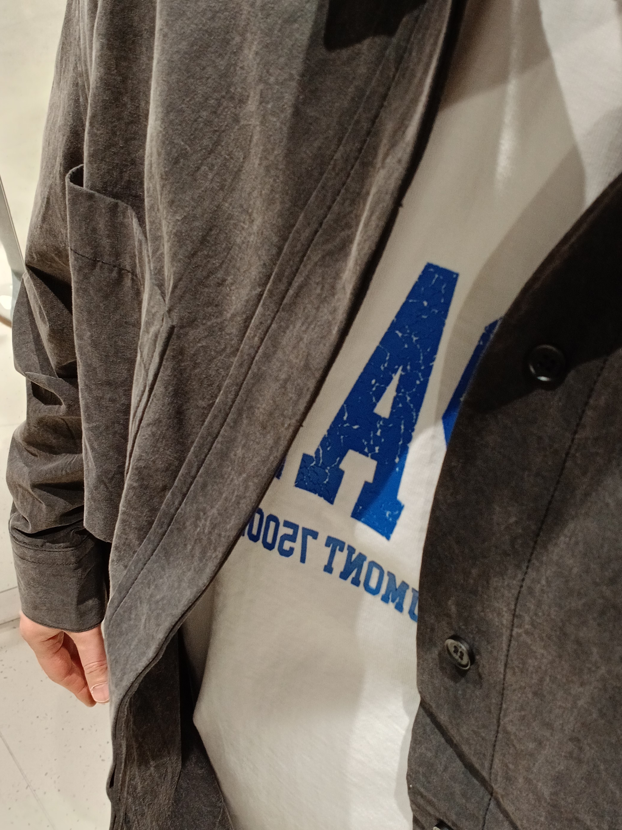 Iro Logo Nylon Ball Cap Black, IRO Vague Cushion Wide Straight Fit Pants Gray 착용 스타일 - 2