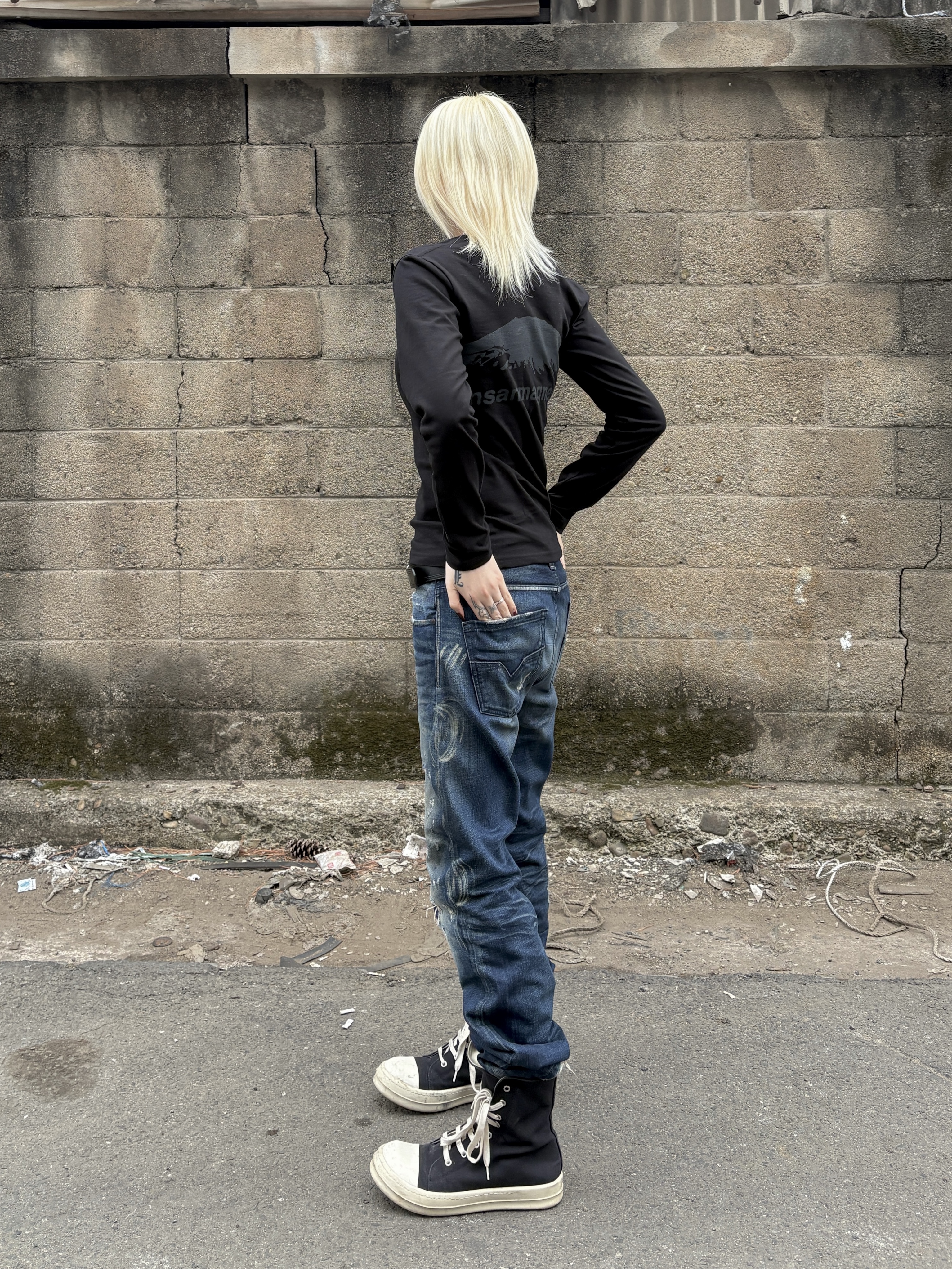 Stussy SS Link Cowboy Belt Black, Tiffany & Co. Return to Tiffany Heart Tag Toggle Necklace Medium Silver 착용 스타일 - 4