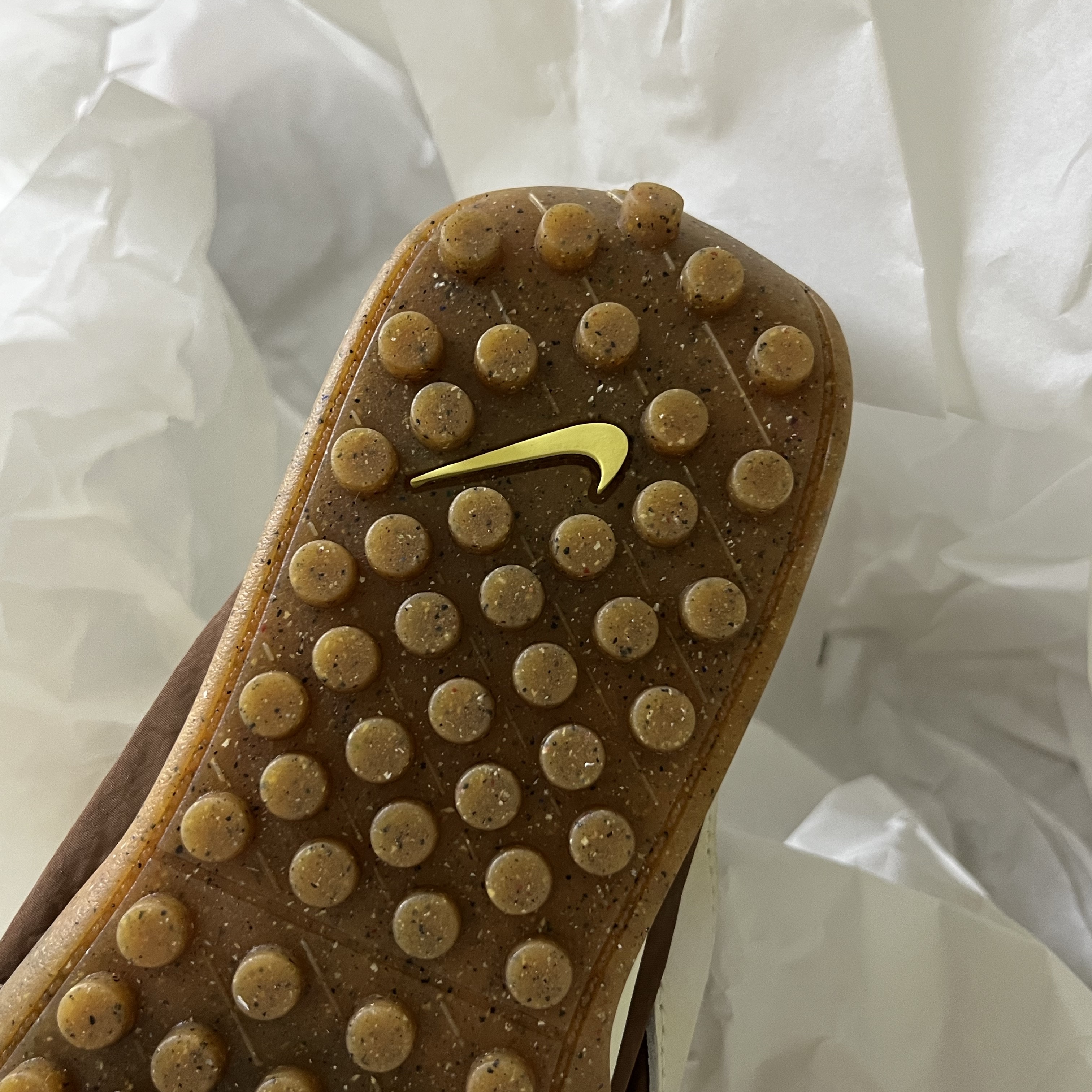 Nike x Jacquemus Moon Shoe SP Fauna Brown Cashmere 착용 스타일 - 4