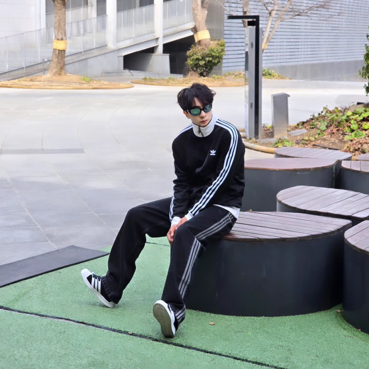 Adidas Adicolor Classics Beckenbauer Track Jacket Black - US Sizing, Adidas Adicolor Classics Beckenbauer Track Jacket Black - KR Sizing 착용 스타일 - 4