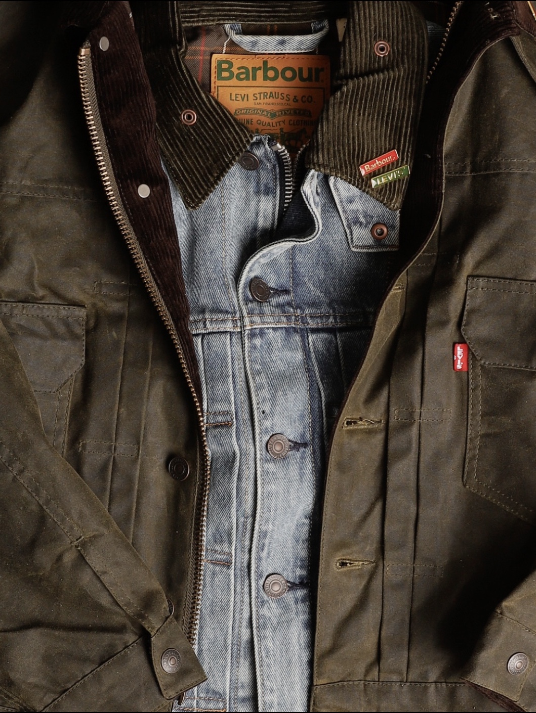 Levi's x Barbour Type II Trucker Jacket Vintage Washed Denim, Levi's x Barbour Type II Waxed Jacket Olive Wax 착용 스타일 - 4