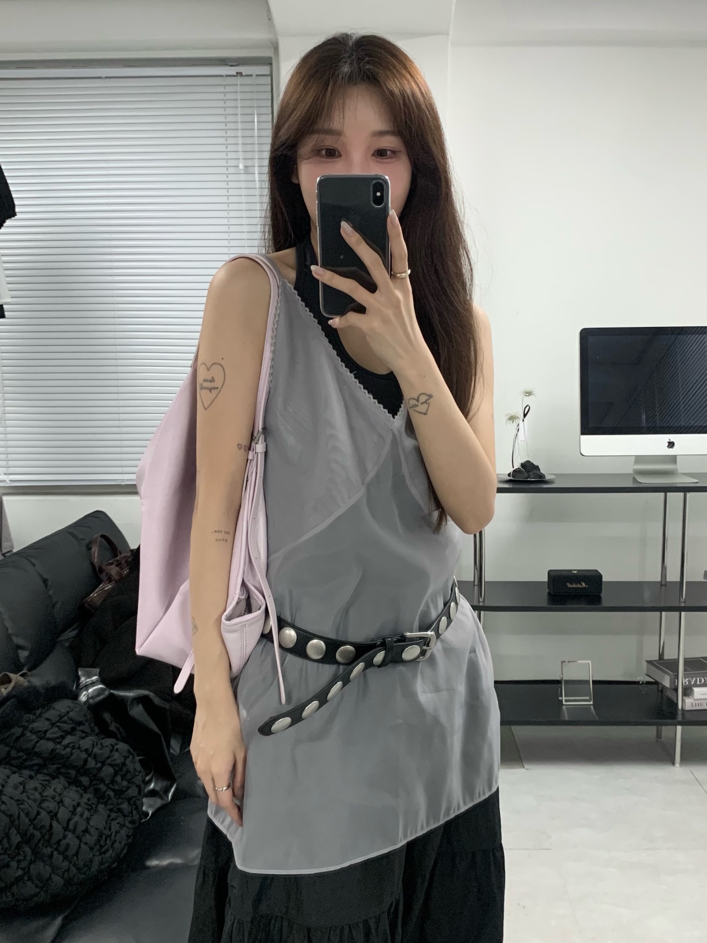 COS Quilted Oversized Shoulder Bag Black, Marshall EmbertonII Black & Brass (Korean Ver.) 착용 스타일