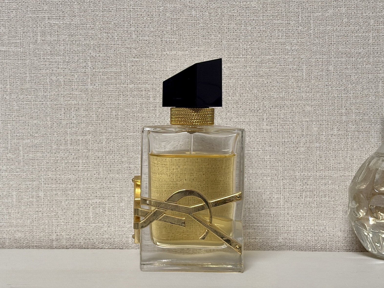 Yves Saint Laurent Libre Eau De Parfum 50ml 착용 스타일 - 1