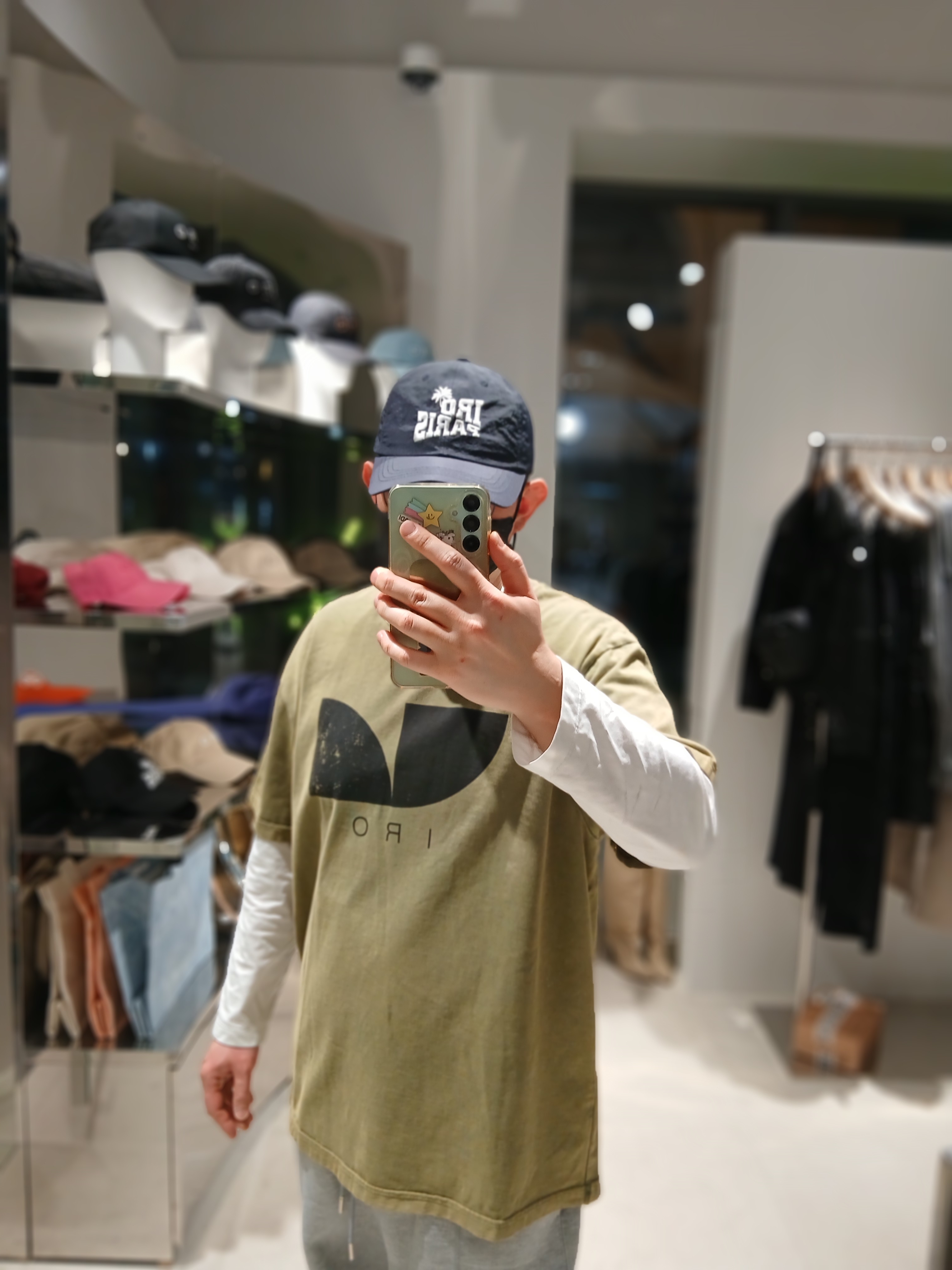 Iro Palmtree Nylon Ball Cap Navy, Iro Damage Wide Denim Pants Blue 착용 스타일 - 4