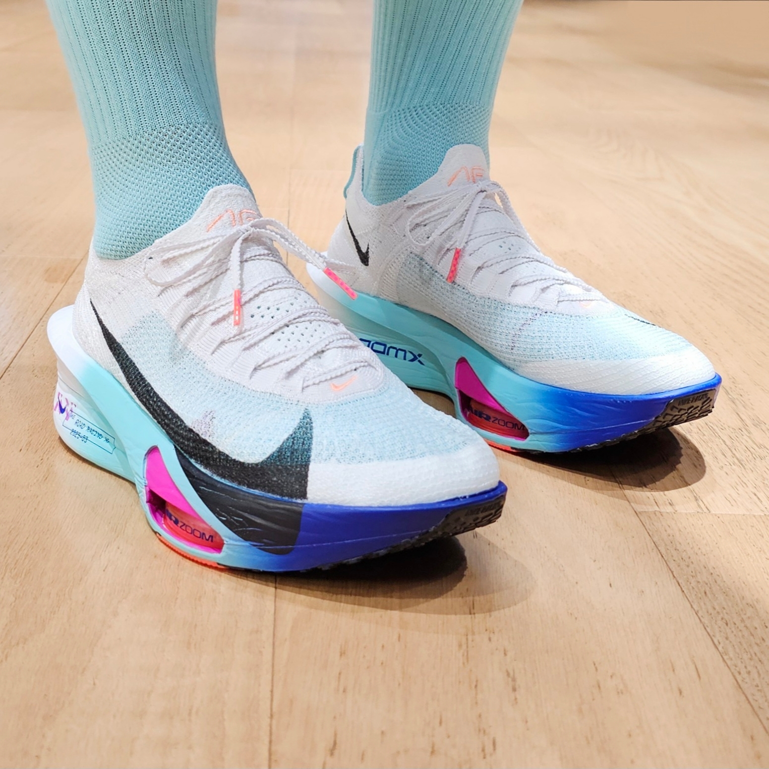 Nike Air Zoom Alphafly Next% 3 White Hyper Turquoise 착용 스타일