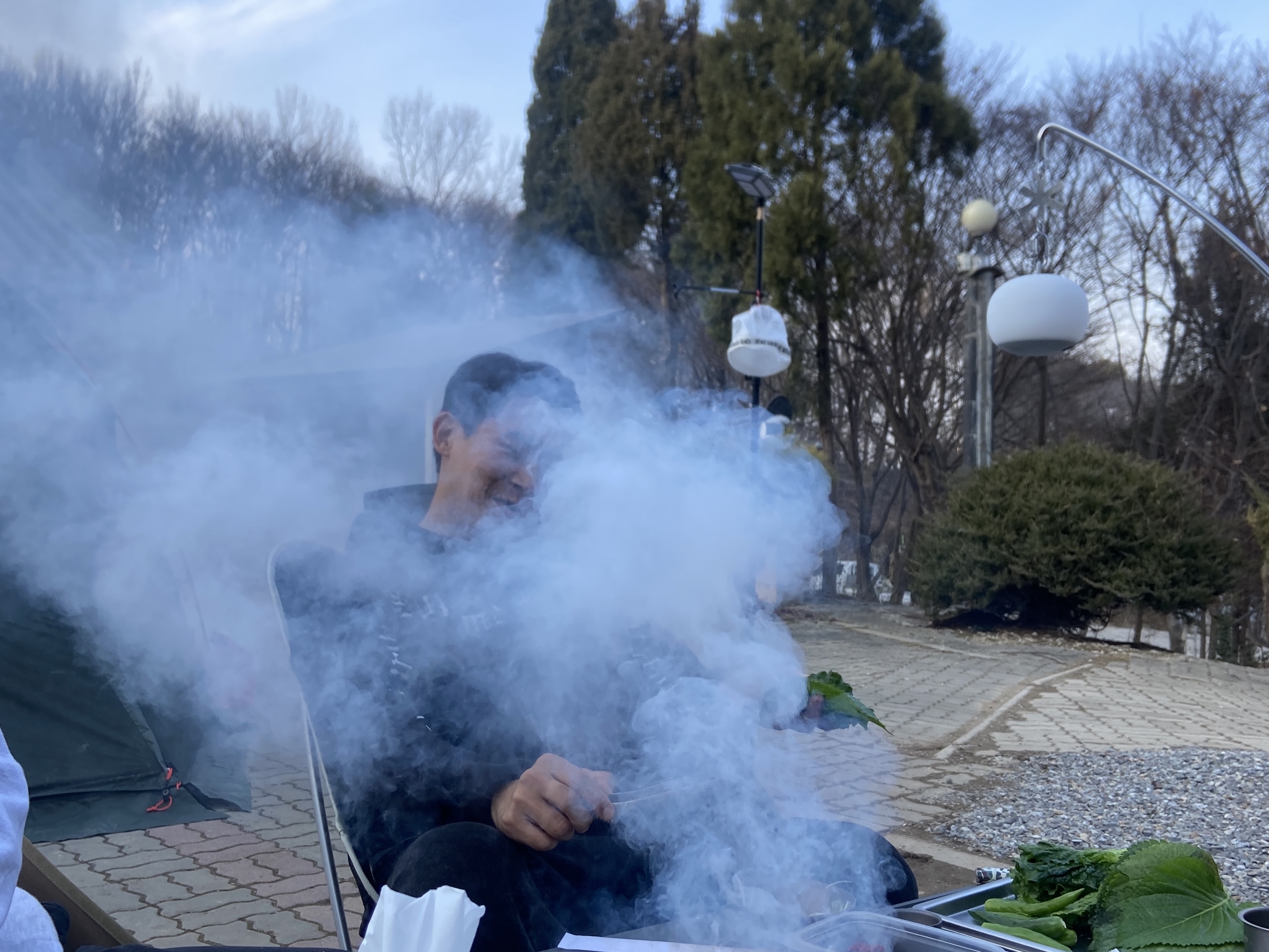 Supreme Contrast Cutout Hooded Sweatshirt Black - 25SS 착용 스타일