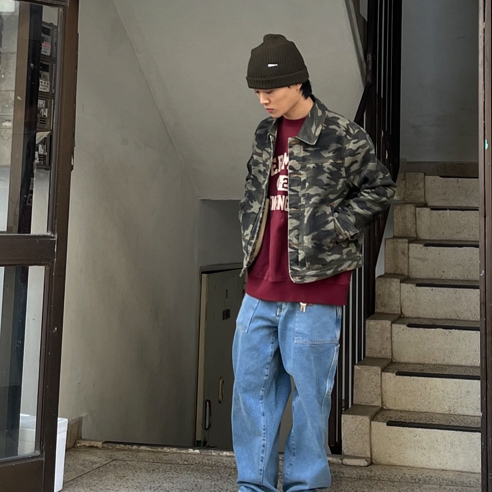 MAINBOOTH Destroyed Camo Trucker Jacket CAMO 착용 스타일 - 4