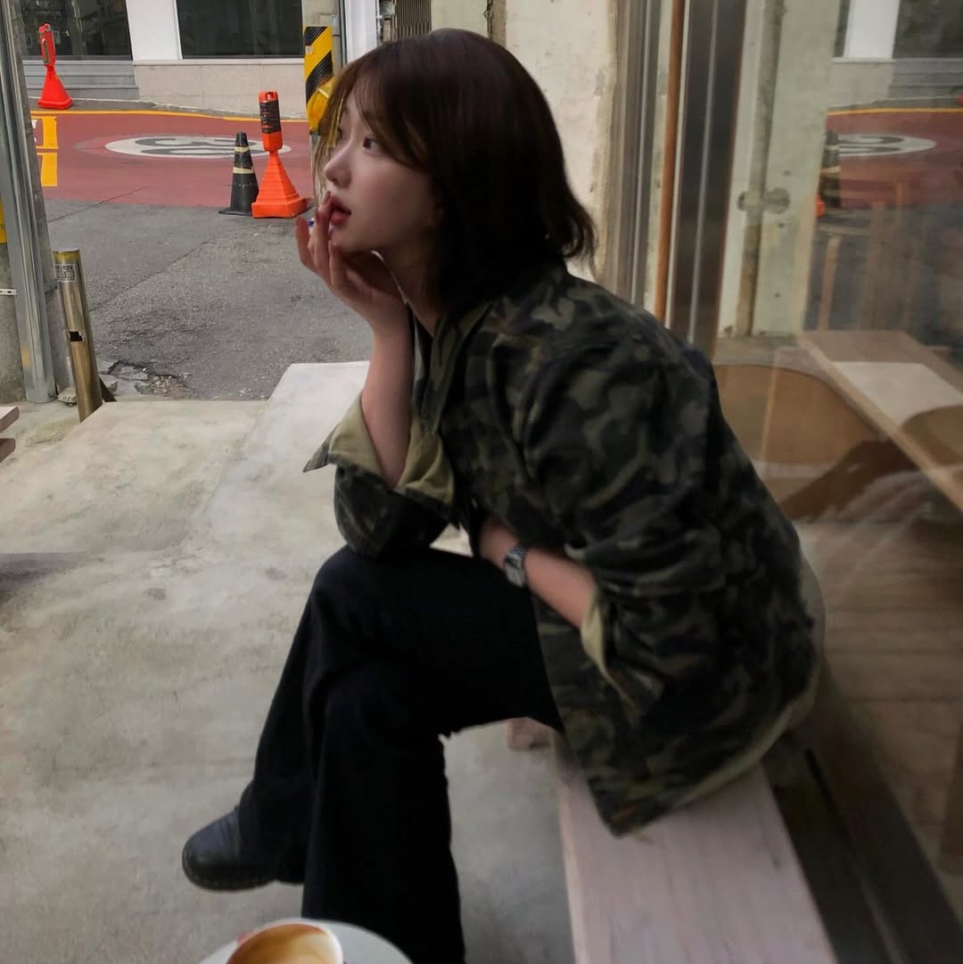 MAINBOOTH Destroyed Camo Trucker Jacket CAMO 착용 스타일 - 3