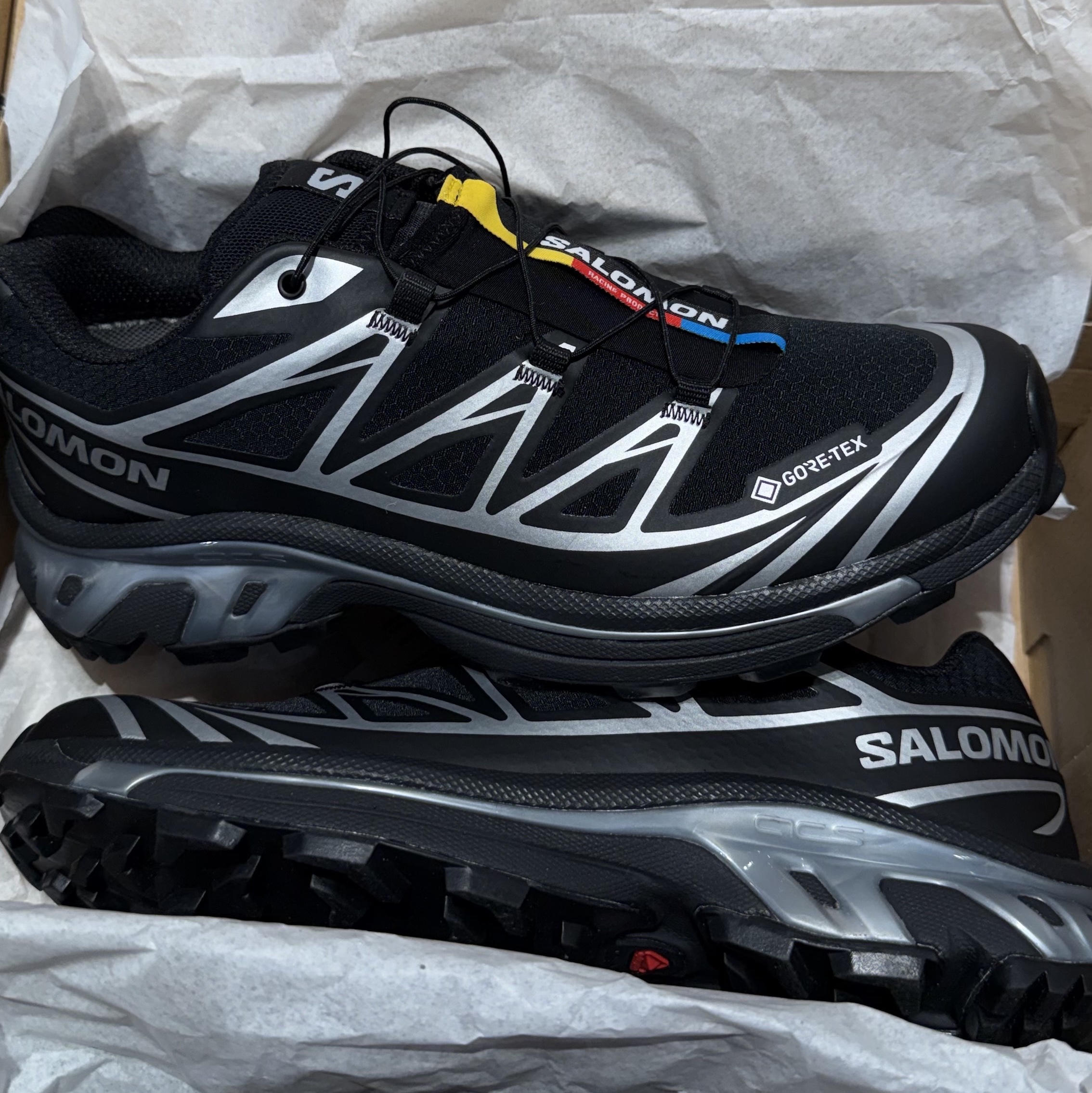 Salomon XT-6 GTX Black Silver 착용 스타일