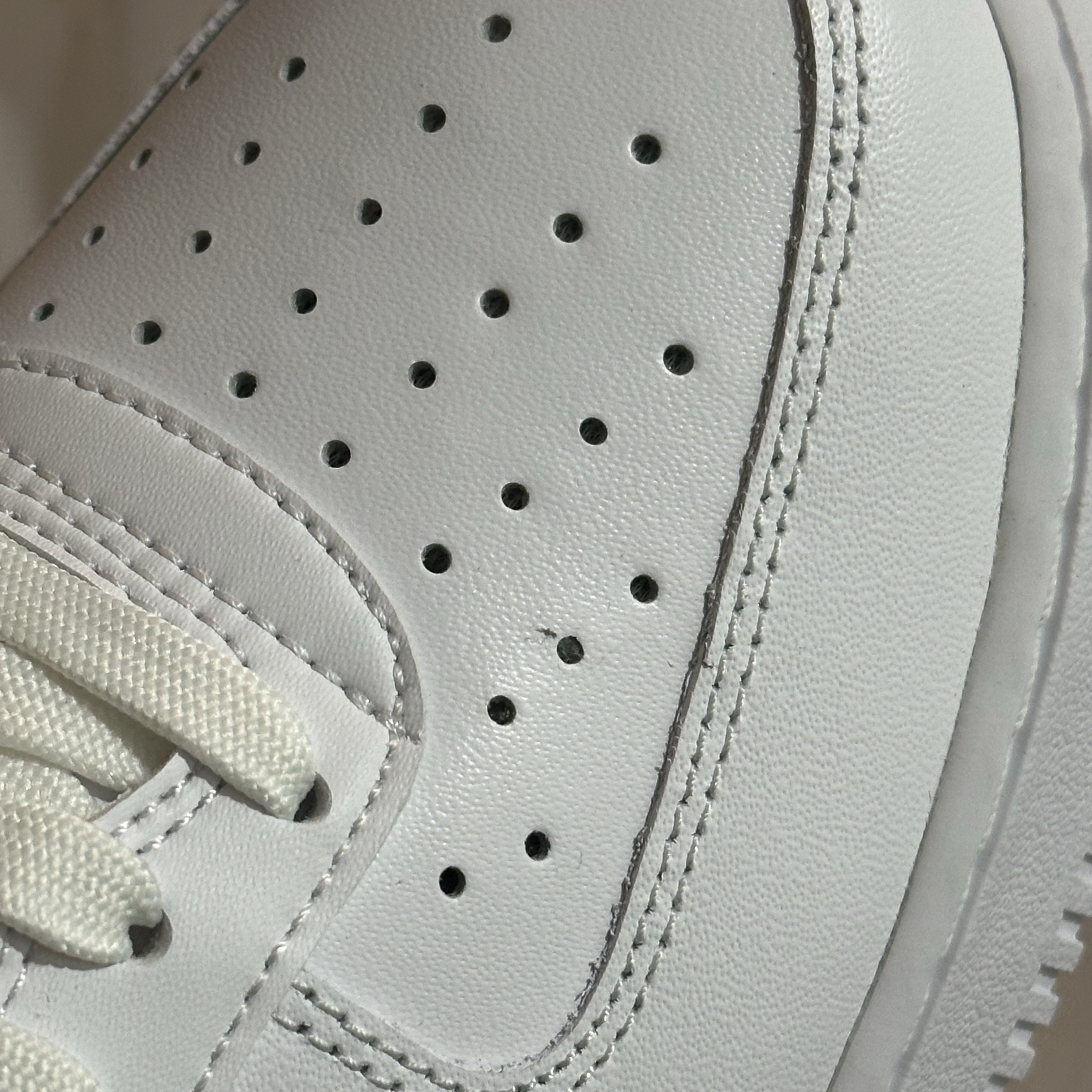 Nike Air Force 1 '07 Fresh White 착용 스타일 - 3