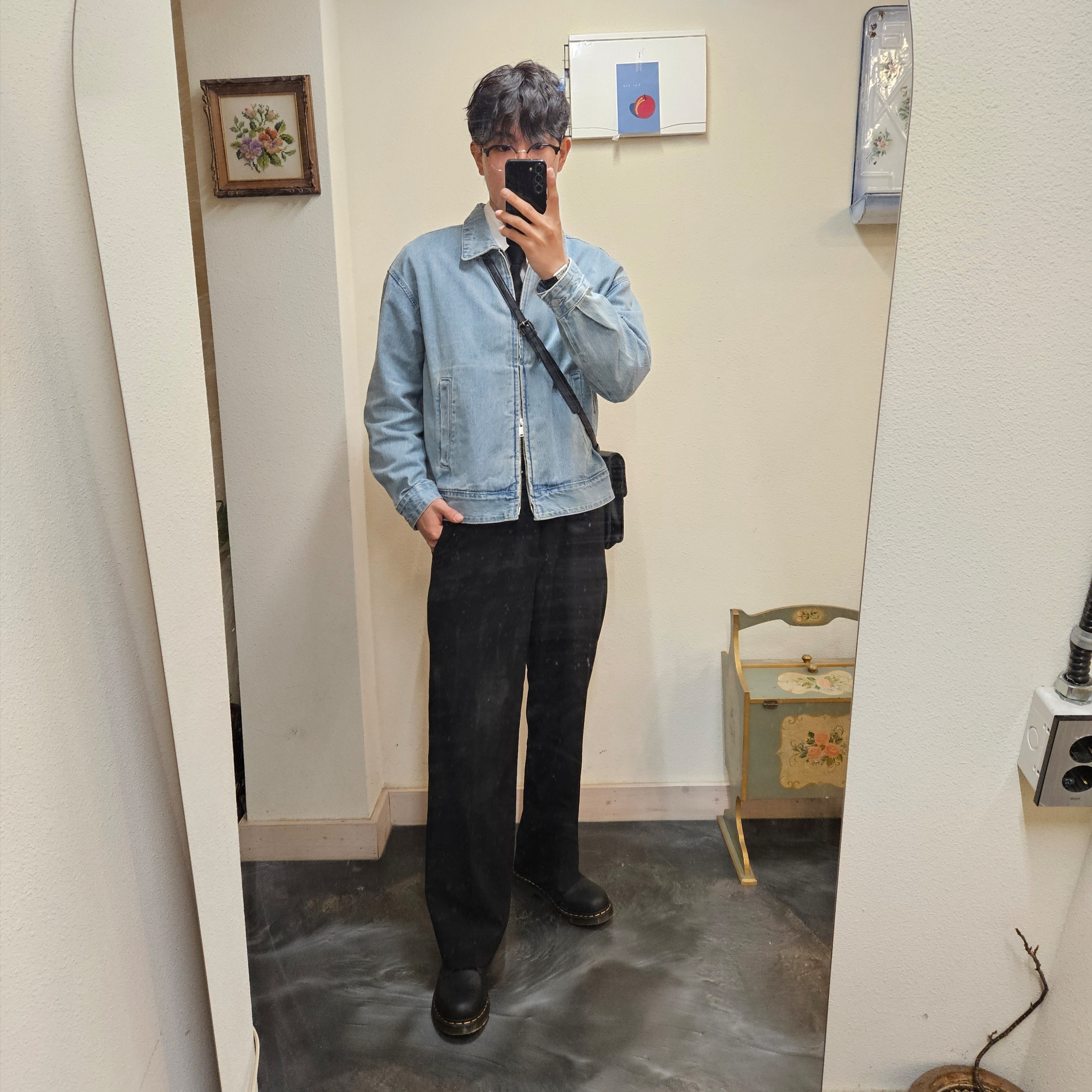 Dr. Martens 1461 Smooth Black 착용 스타일 - 2
