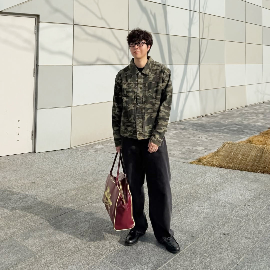MAINBOOTH Destroyed Camo Trucker Jacket CAMO 착용 스타일 - 1