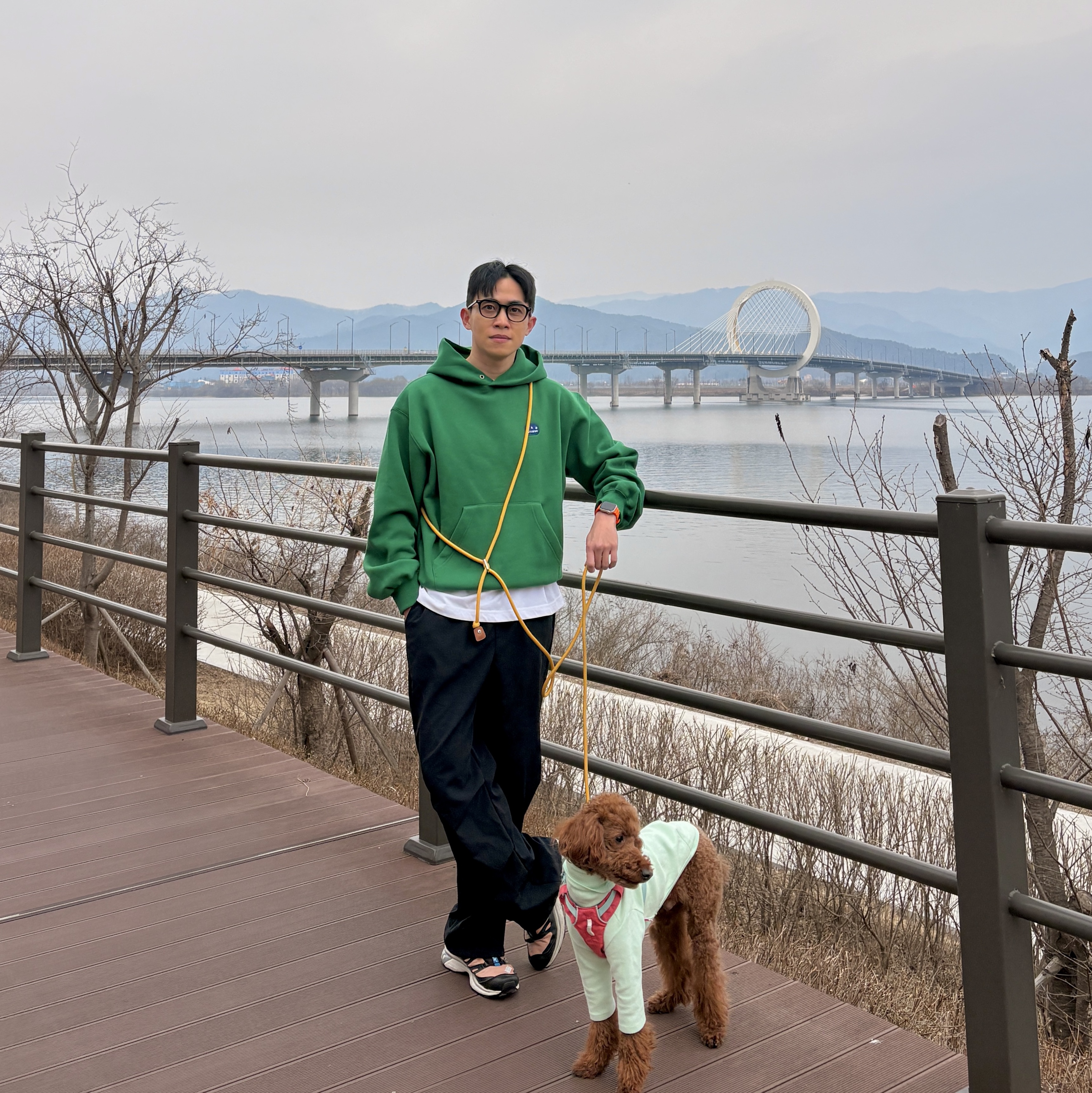 IAB Studio IAB Patch Hoodie Green, Salomon XT-4 Tobacco Brown 착용 스타일 - 1