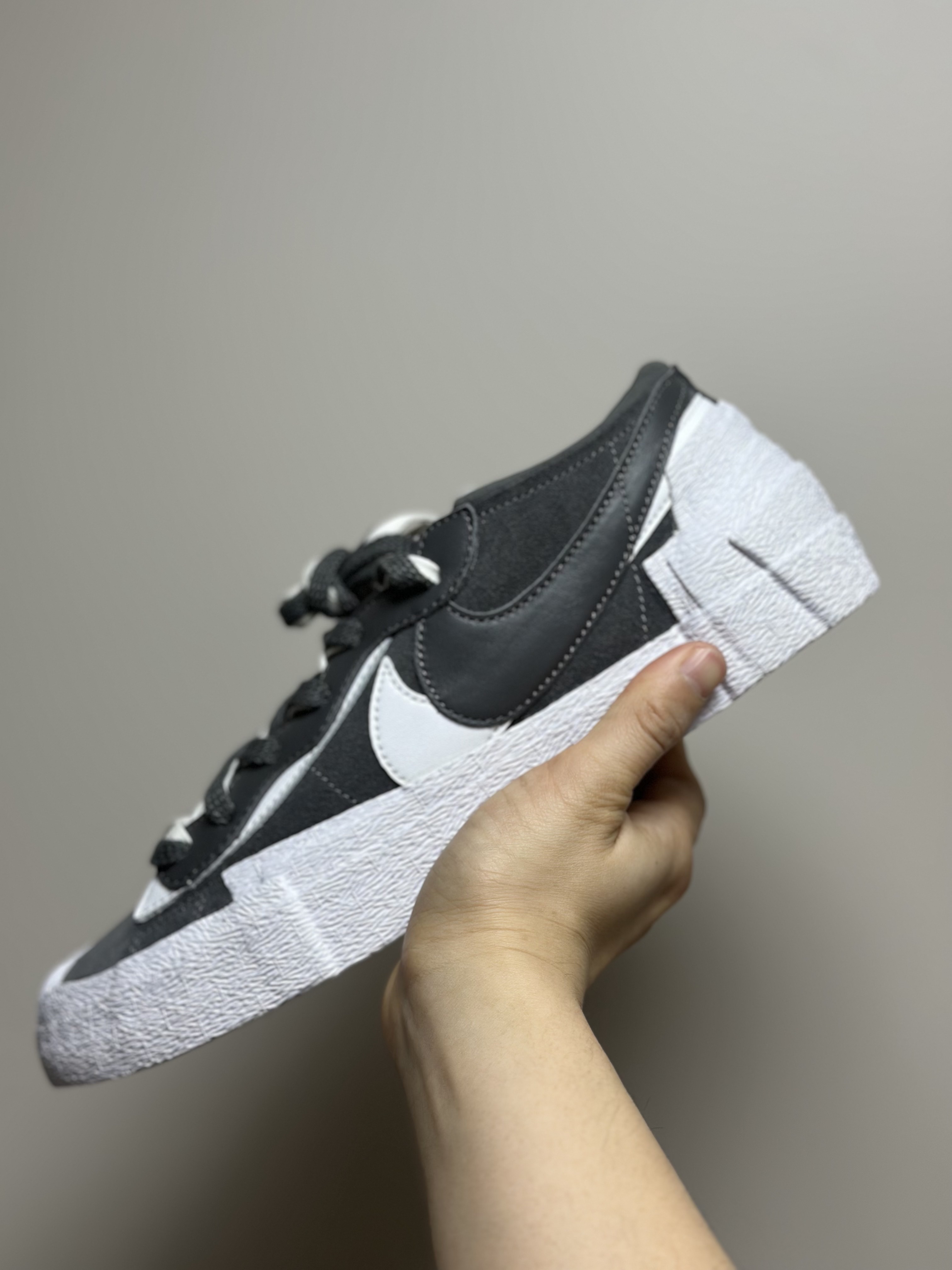 Nike x Sacai Blazer Low Iron Grey 착용 스타일