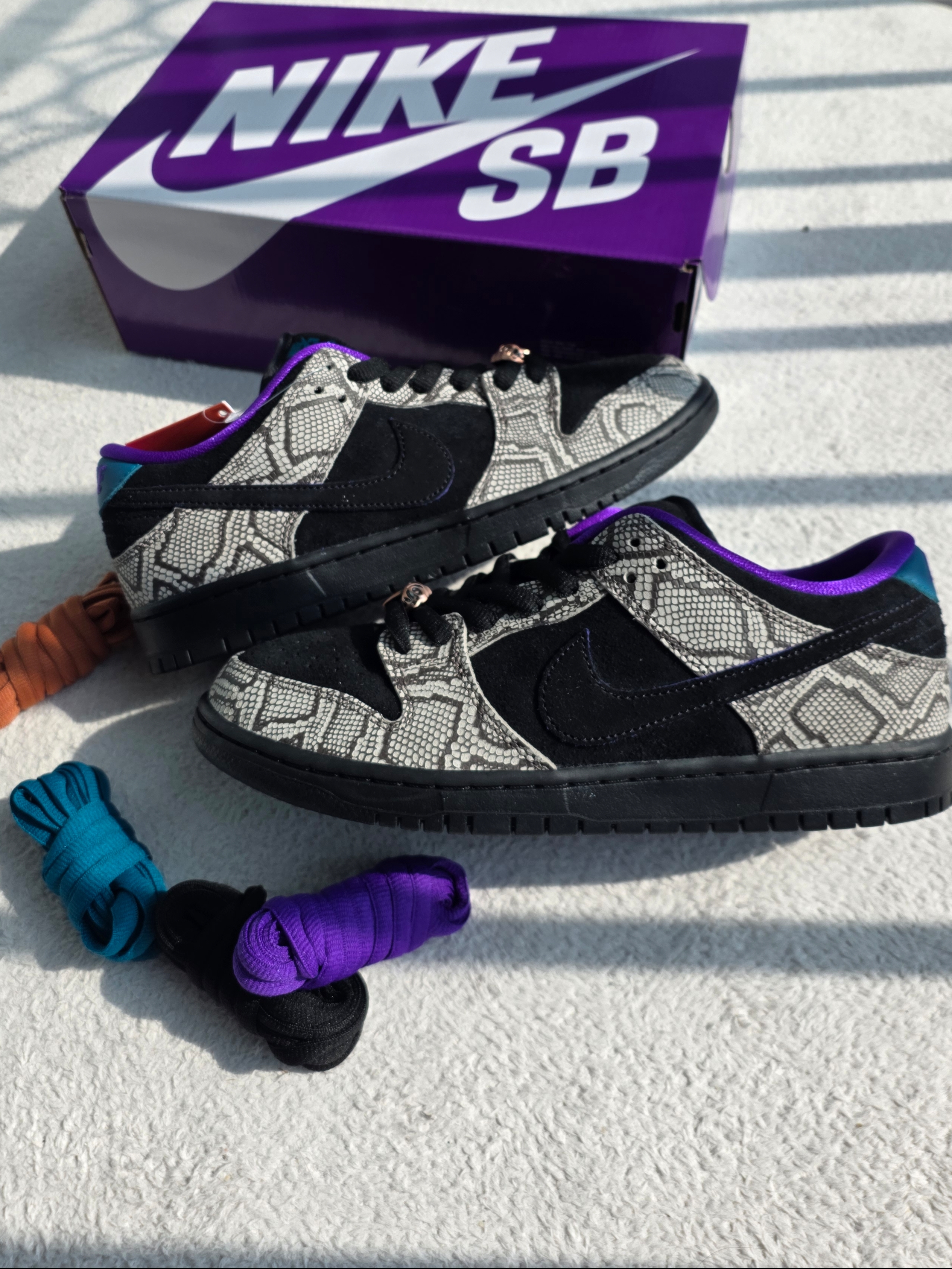Nike x Dashawn Jordan SB Dunk Low String Black 착용 스타일 - 2