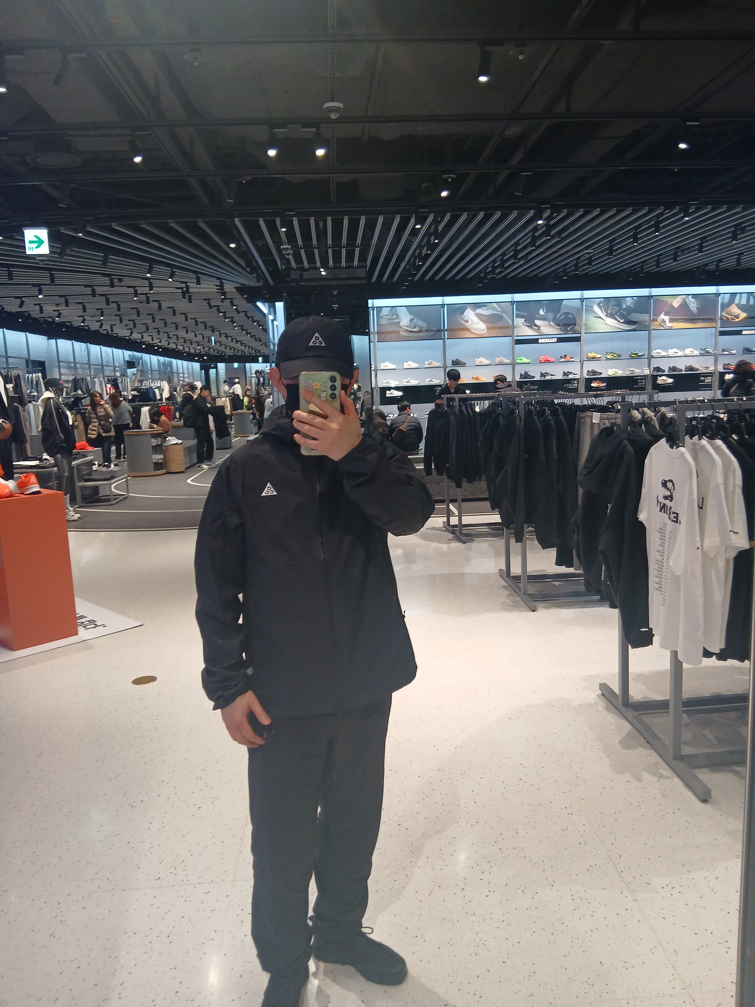 Nike ACG Club Unstructured Cap Black, Nike ACG Phantazma Storm-Fit ADV Jacket Black Summit White - Asia 착용 스타일 - 2