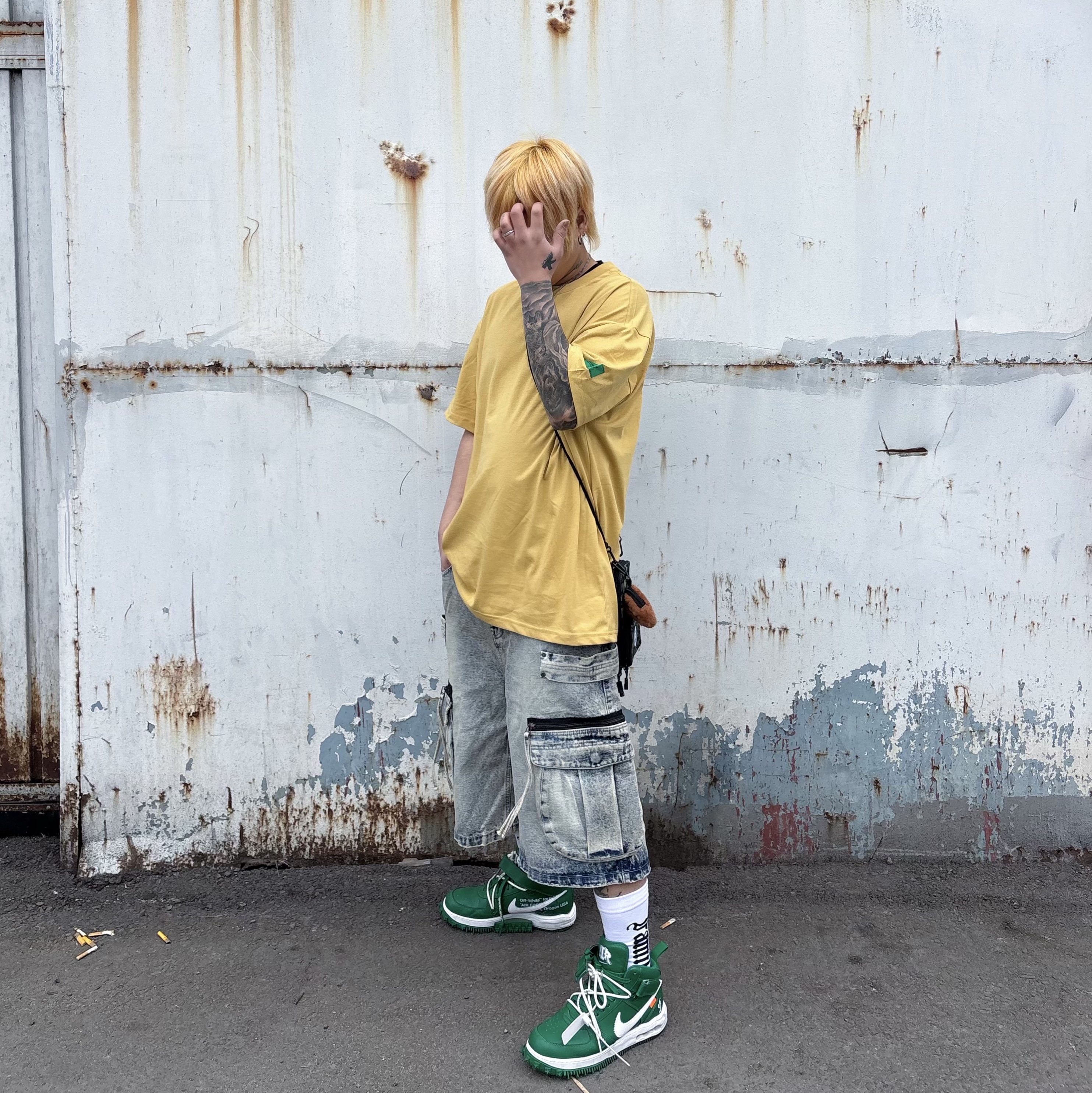 Nike x Off-White Air Force 1 Mid SP Leather Pine Green 착용 스타일 - 2