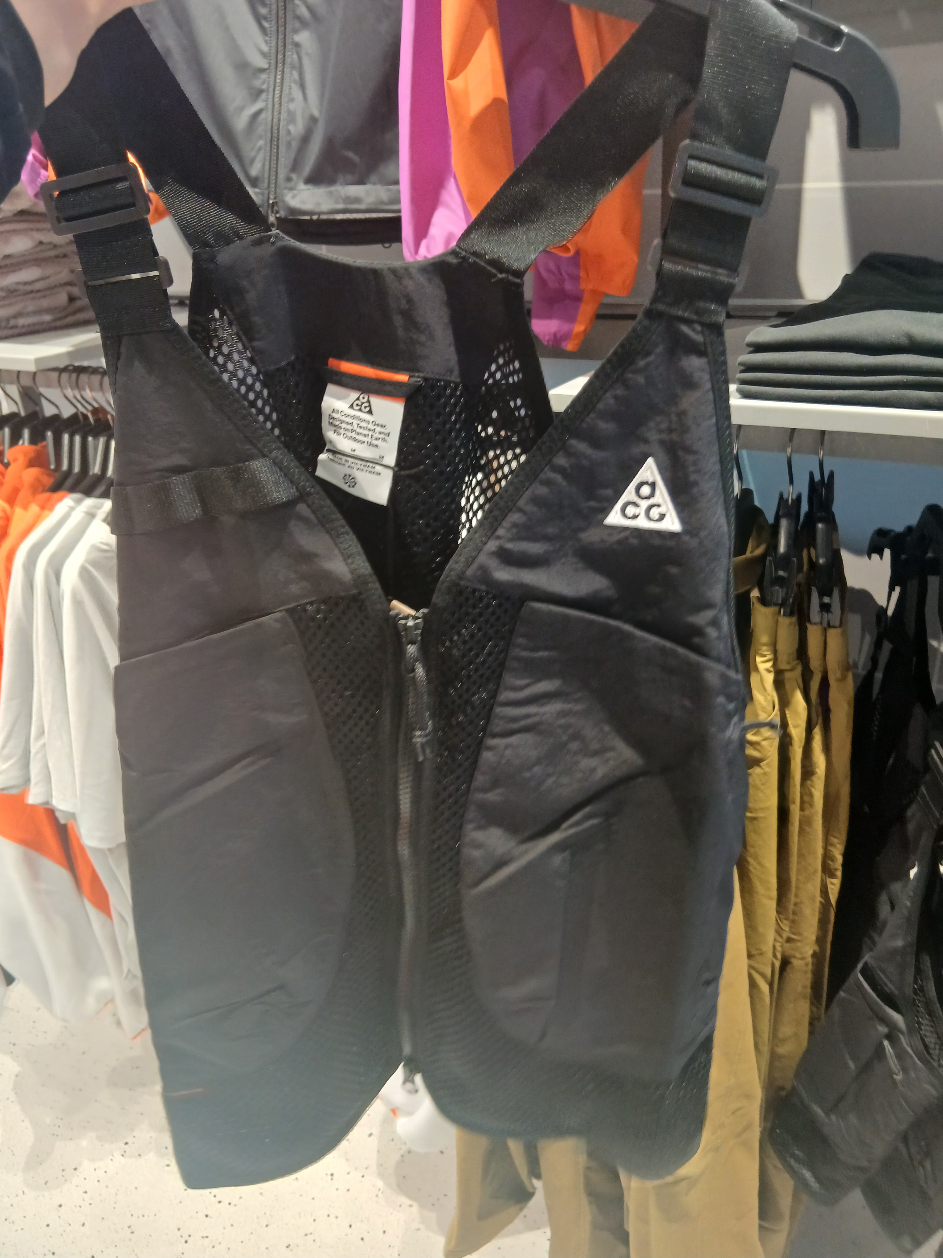 Nike ACG Club Unstructured Cap Black, Nike ACG Phantazma Storm-Fit ADV Jacket Black Summit White - Asia 착용 스타일 - 5