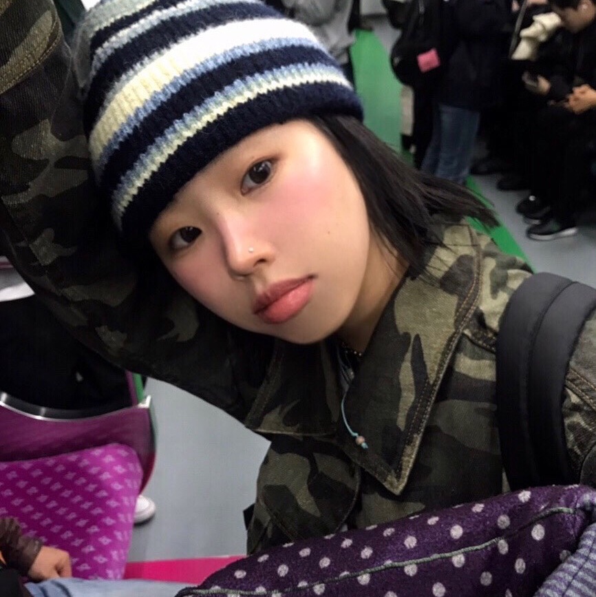 [트리플적립] MAINBOOTH Destroyed Camo Trucker Jacket CAMO 착용 스타일 - 2