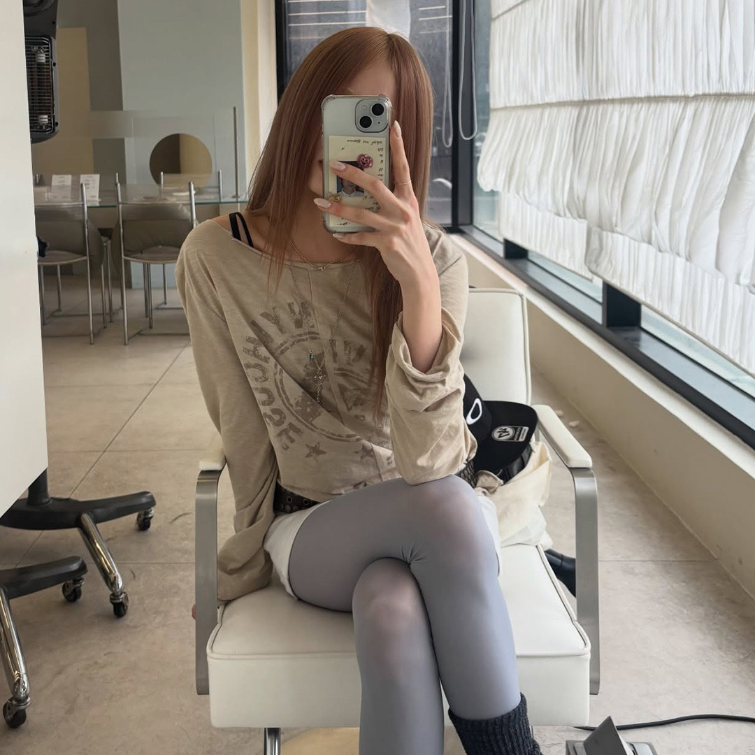 Thevinylhouse Muse Sheer Ls Tee (W) Cream 착용 스타일