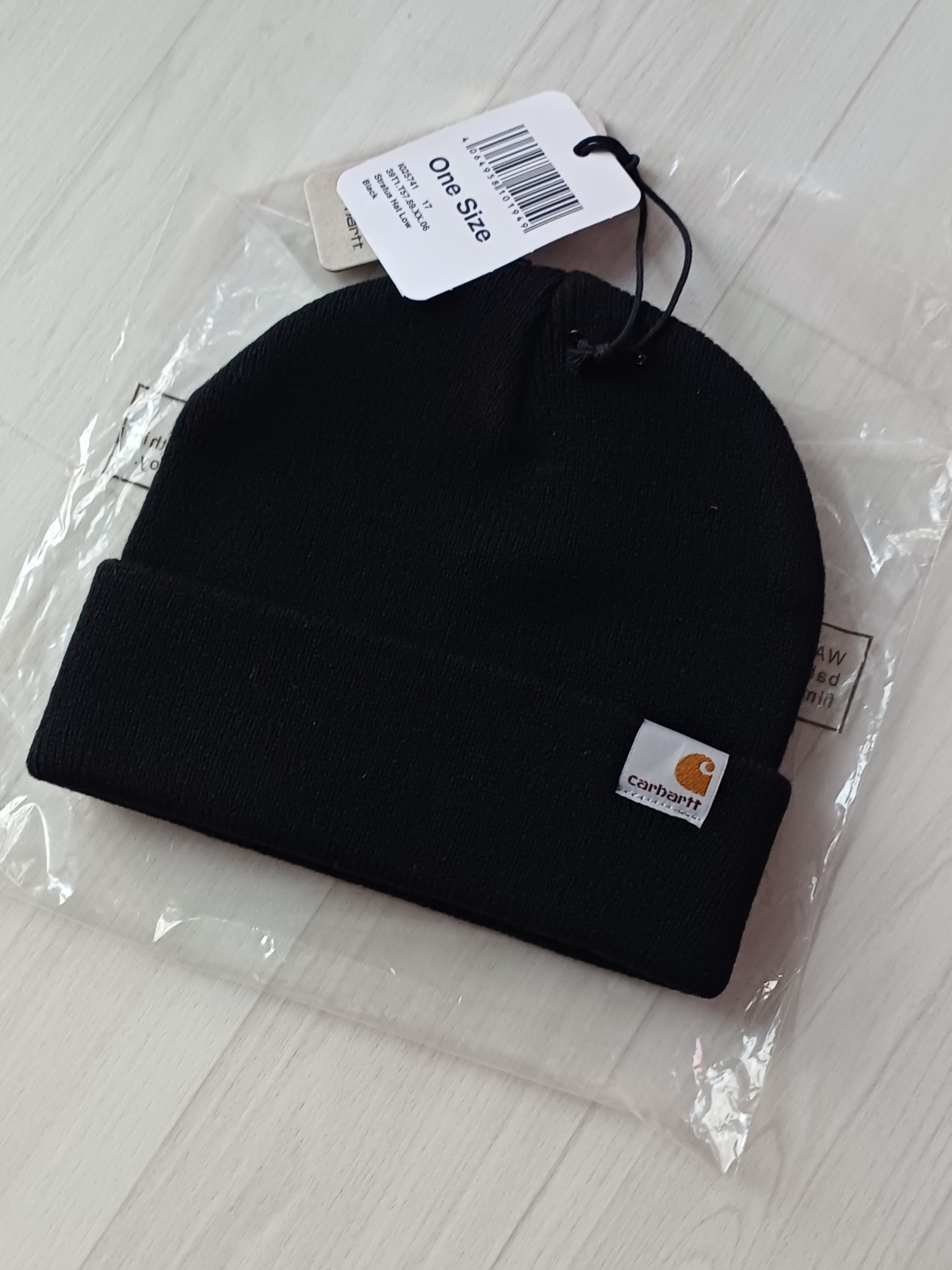 Carhartt WIP Stratus Hat Low Black 착용 스타일