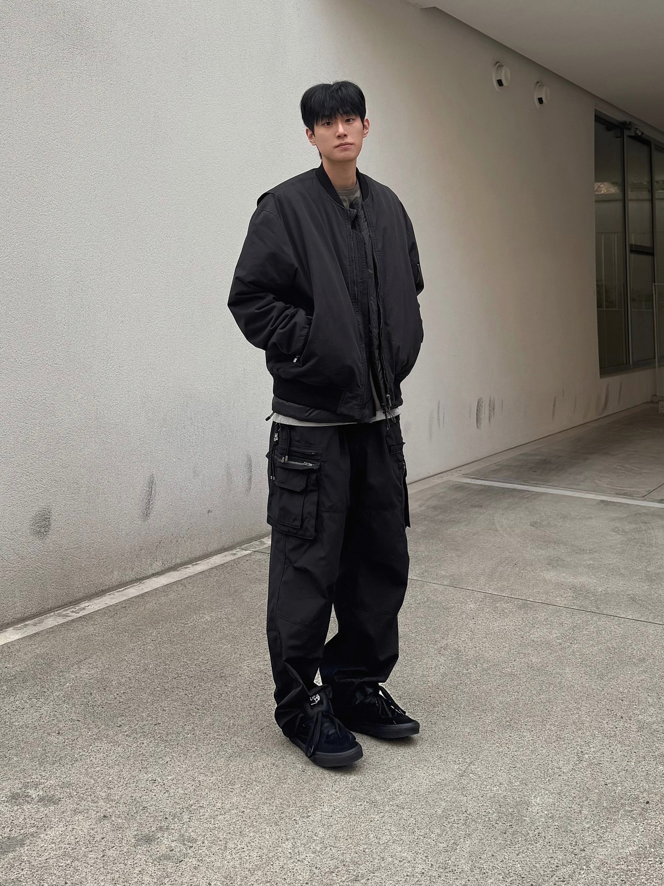 Vans Half Cab Black 착용 스타일 - 1