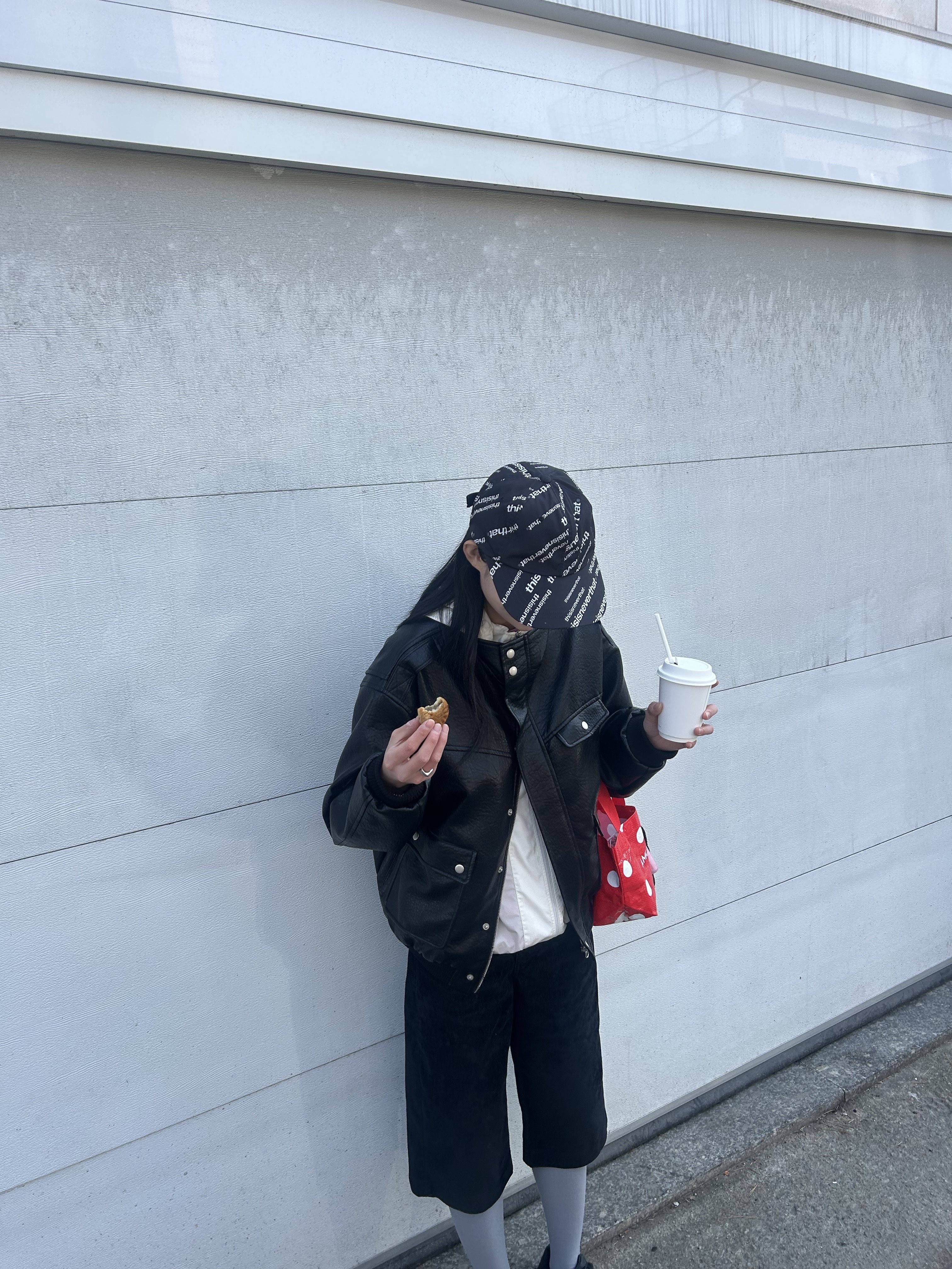 Aftermath Atm 777 Logo Ball Cap Black, Saint James Stripe Muffler Navy Ivory 착용 스타일 - 4