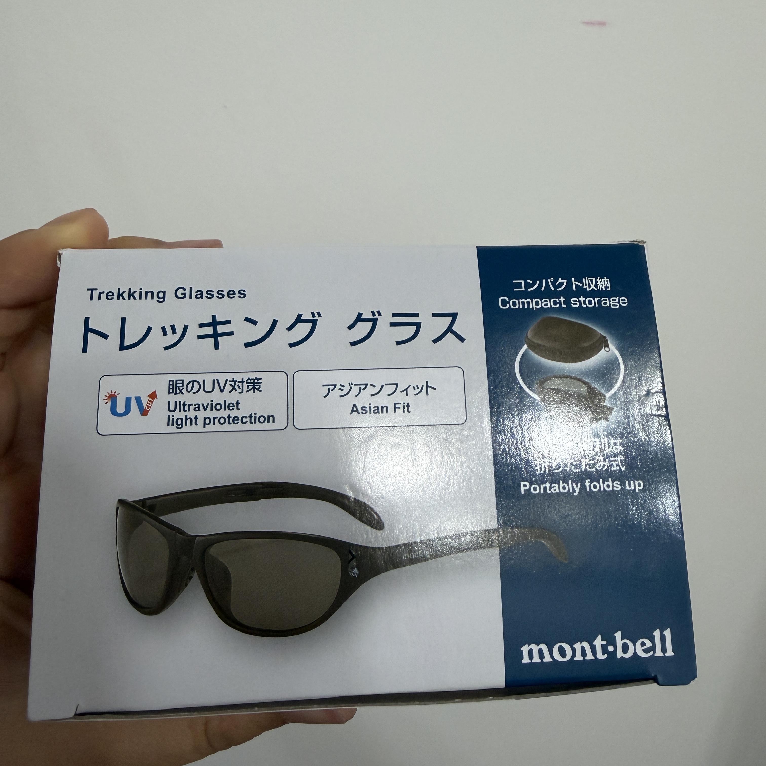 Montbell Trekking Glasses Black Grey 착용 스타일 - 1