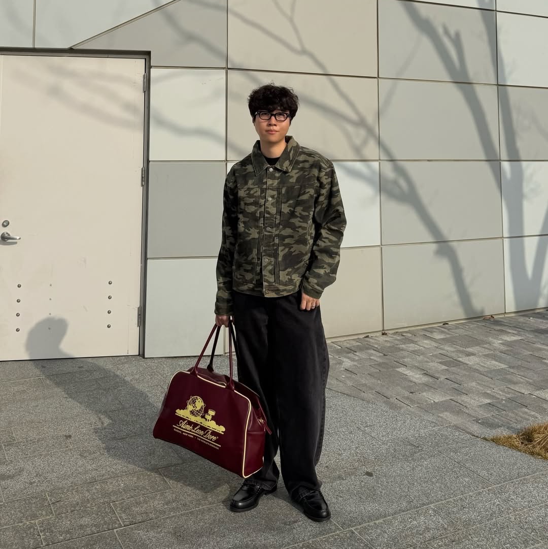 MAINBOOTH Destroyed Camo Trucker Jacket CAMO 착용 스타일 - 9