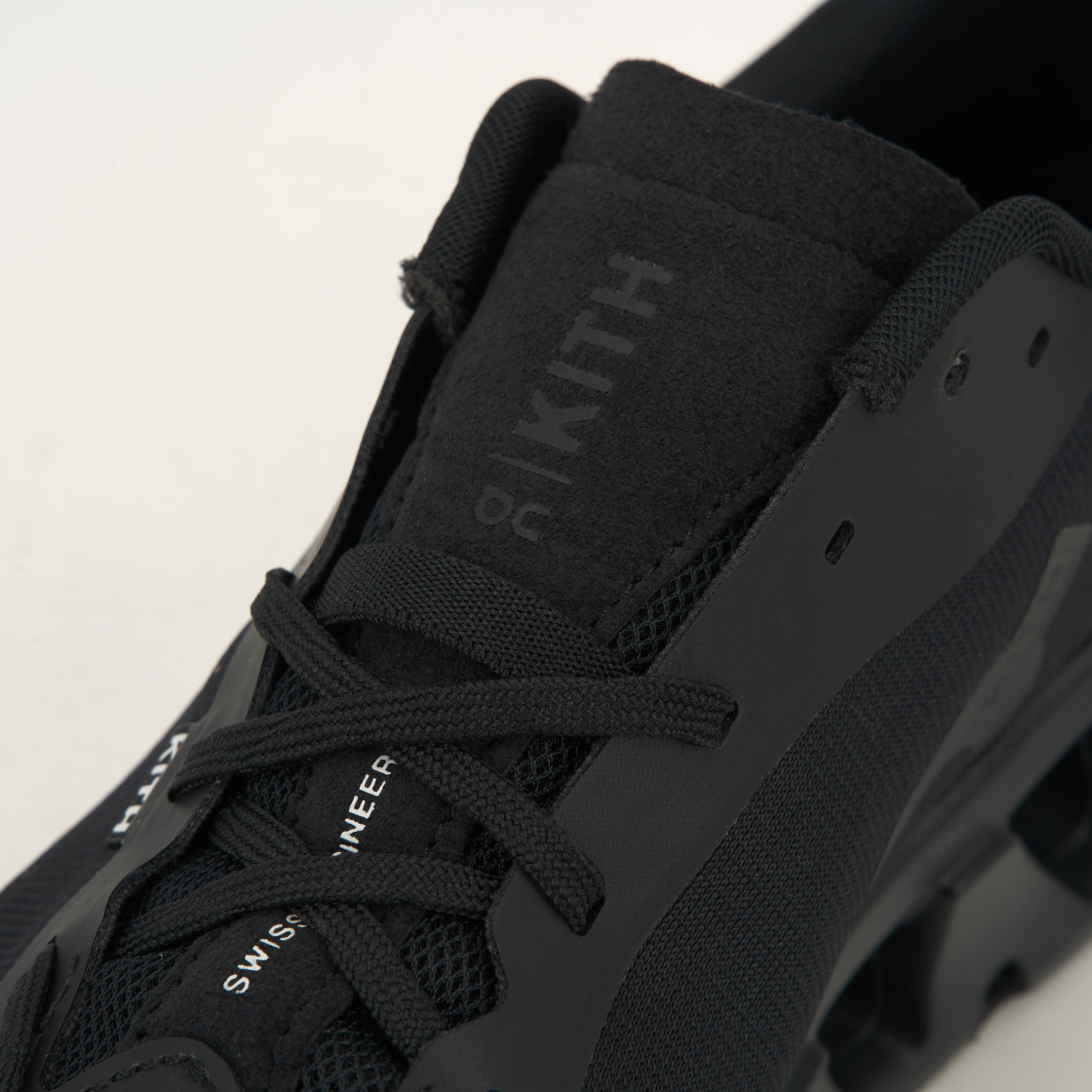(W) 온 러닝 x 키스 K-테크 1 블랙((W) On Running x Kith K-Tech 1 Black) - 7