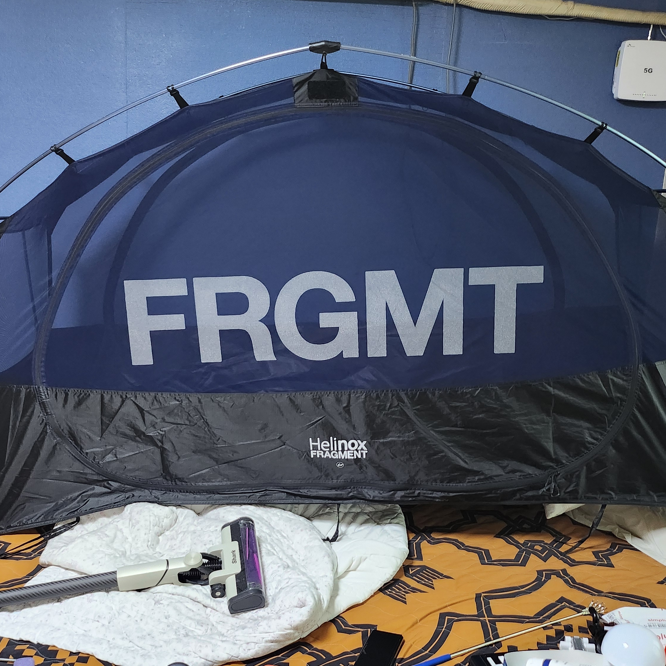 Helinox x Fragment Design Tactical Cot Tent Solo Inner Tent Black Navy Mesh 착용 스타일 - 1
