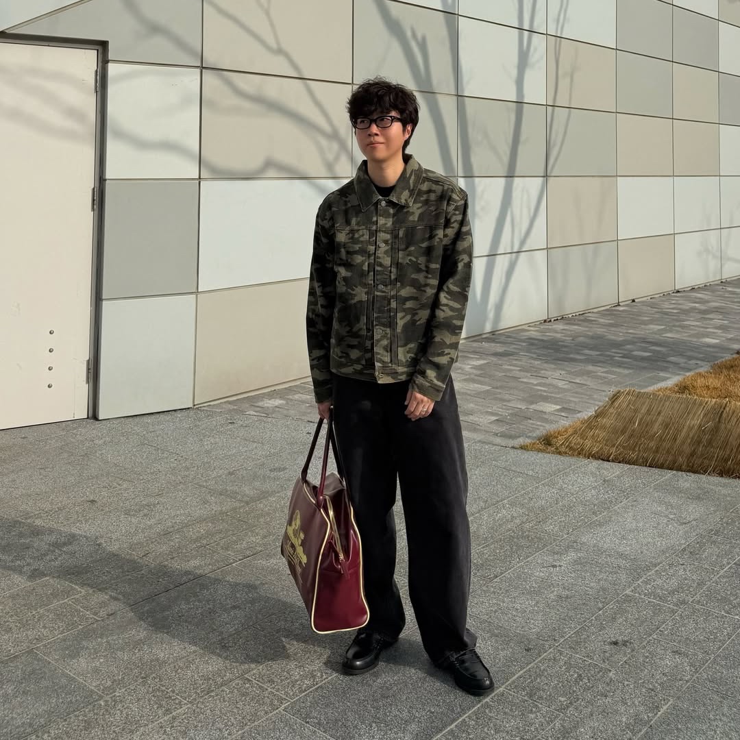 MAINBOOTH Destroyed Camo Trucker Jacket CAMO 착용 스타일 - 2