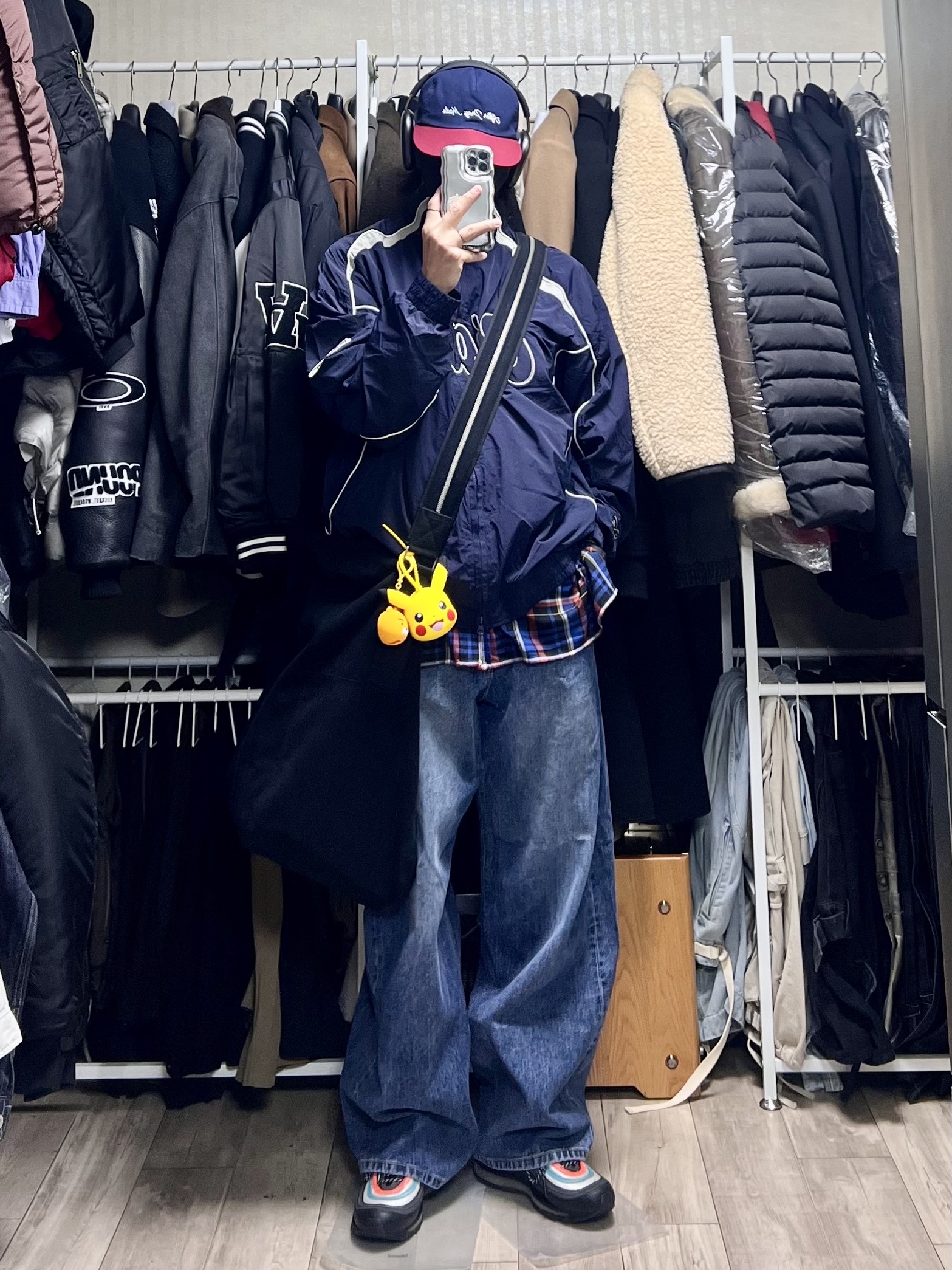 Nike Air Max 97 Neon Seoul, Hatchingroom Wide Curve Jeans Washed Blue 착용 스타일