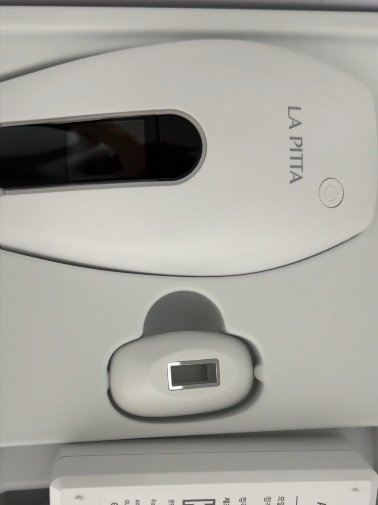LA PITTA Sapphire Cooling IPL Dual Hair Removal Medical Device 착용 스타일