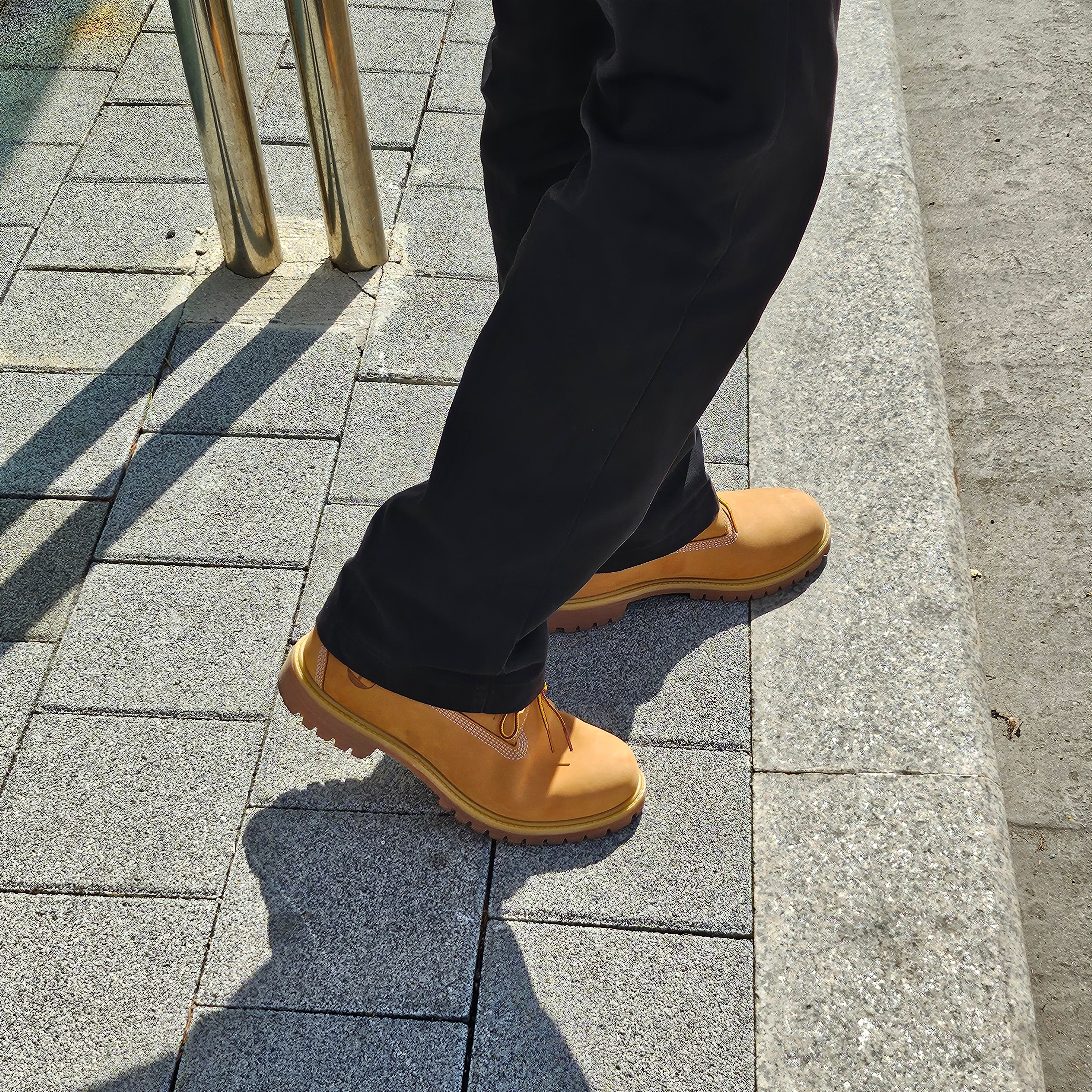 Timberland Premium 6 inch Waterproof Boot Wheat Nubuck - Wide 착용 스타일 - 2