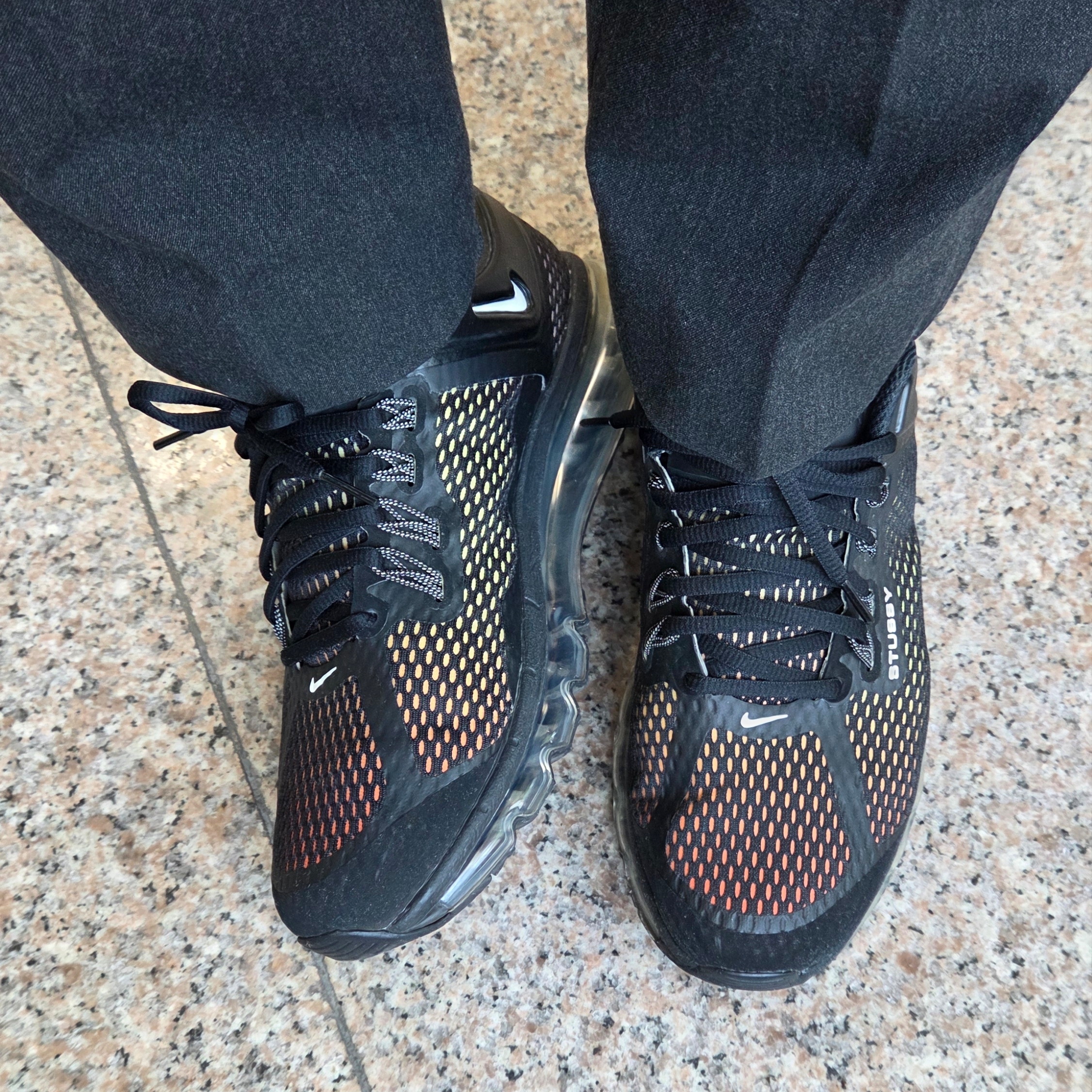 Nike x Stussy Air Max 2013 Black 착용 스타일