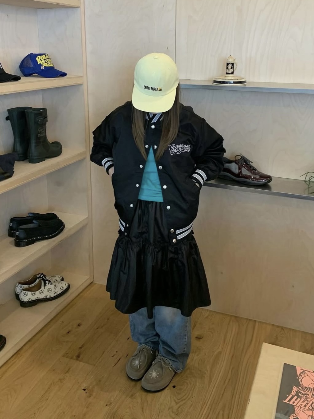 [더블적립] YESEYESEE Y.E.S Team Stadium Jacket Black, Millo Archive X Negative Three Crescendo Desert Mule Beige 착용 스타일