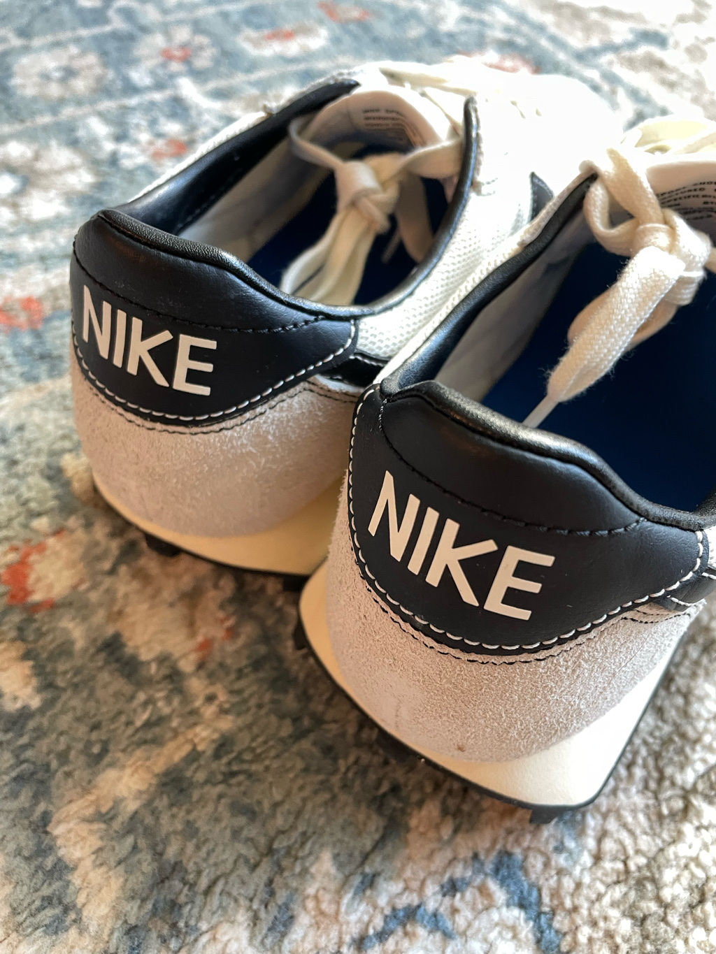 Nike LD-1000 Soft Pearl Muslin 착용 스타일 - 5