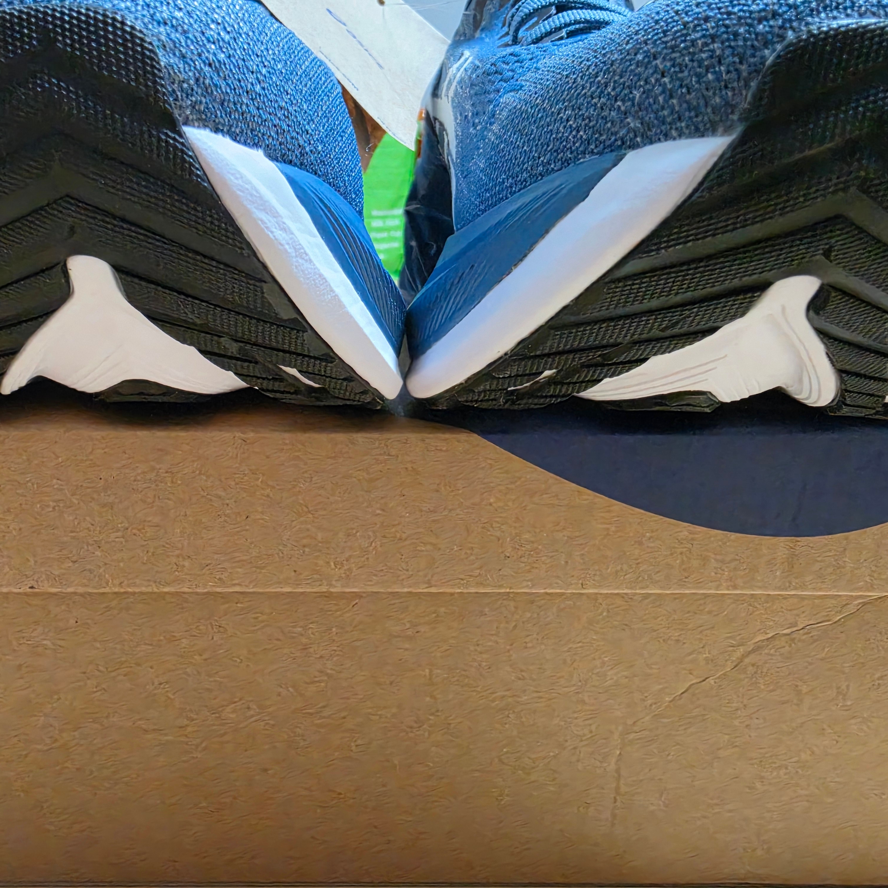 Asics Superblast 2 Winter Sea White 착용 스타일 - 5