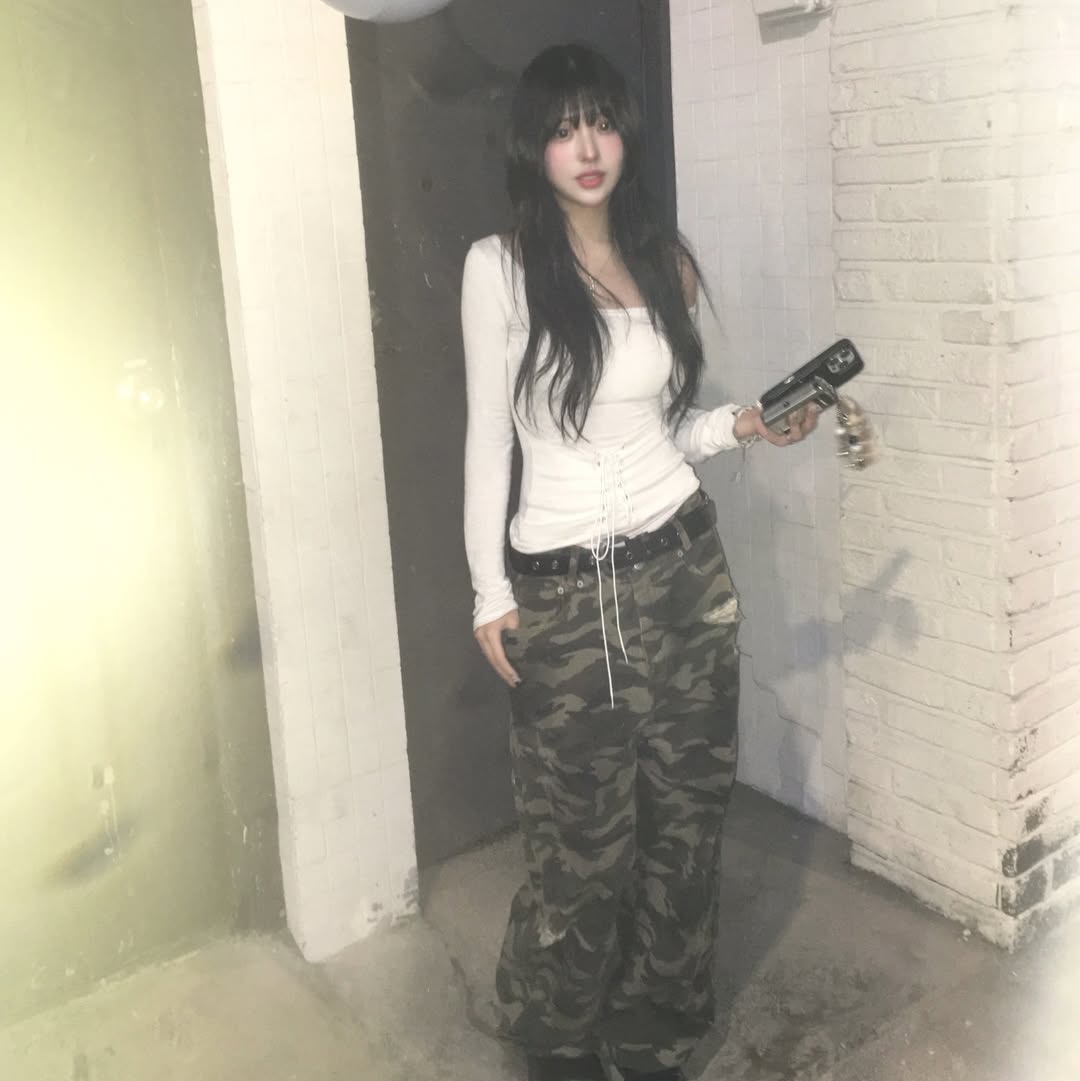 MAINBOOTH Destroyed Camo Pants CAMO 착용 스타일 - 1