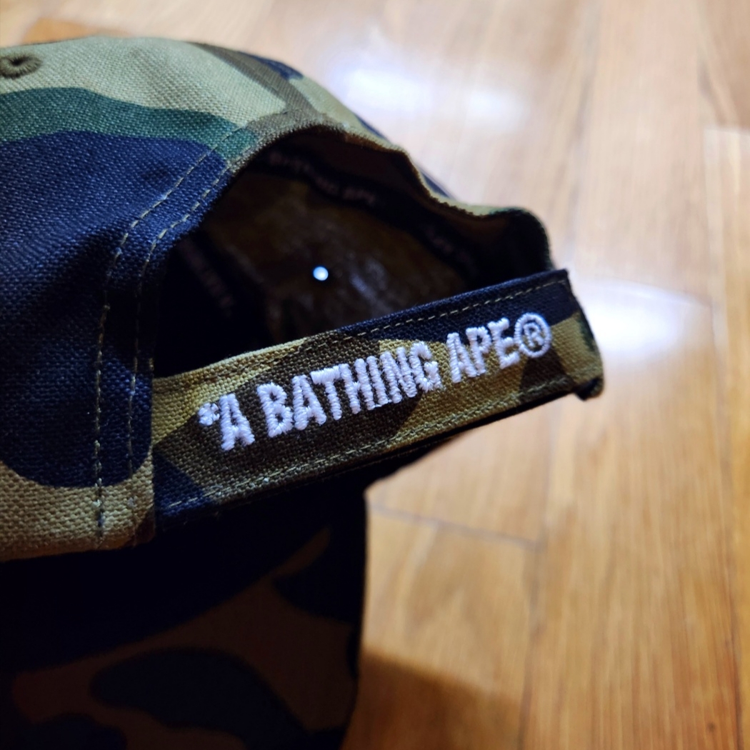 BAPE 1st Camo Slogan Cap Green 착용 스타일 - 3