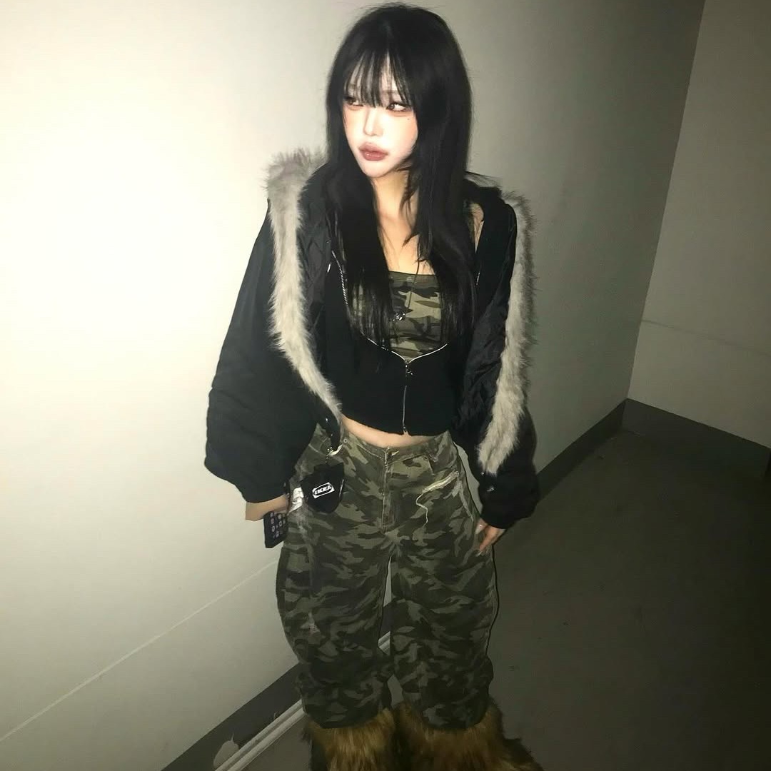 [트리플적립] MAINBOOTH Destroyed Camo Pants CAMO 착용 스타일 - 3