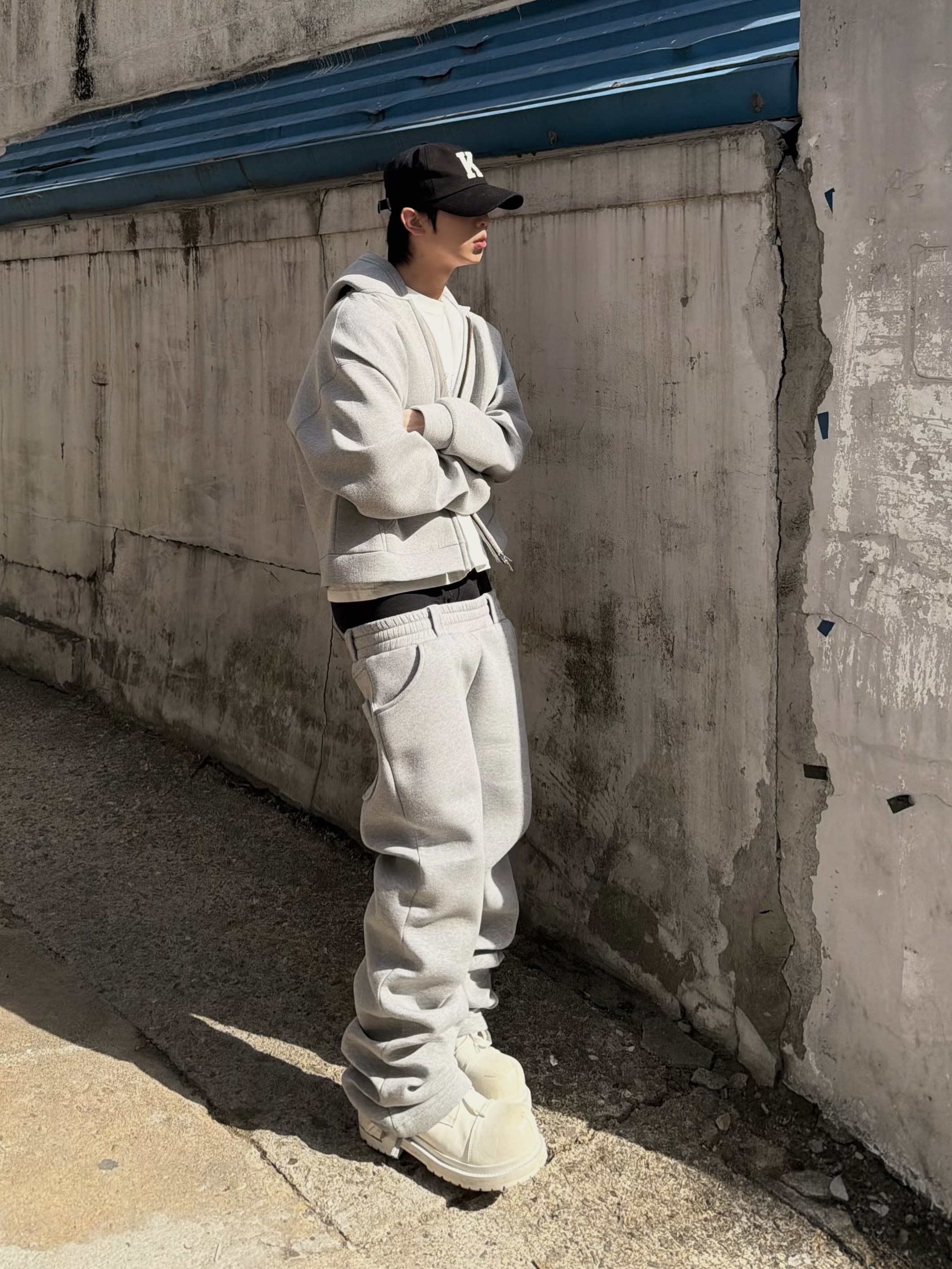 Kamien x KOIN SEOUL K Logo Ball Cap Black, [KREAM 단독] Kamien x KOIN SEOUL K Logo Ball Cap Black 착용 스타일 - 1