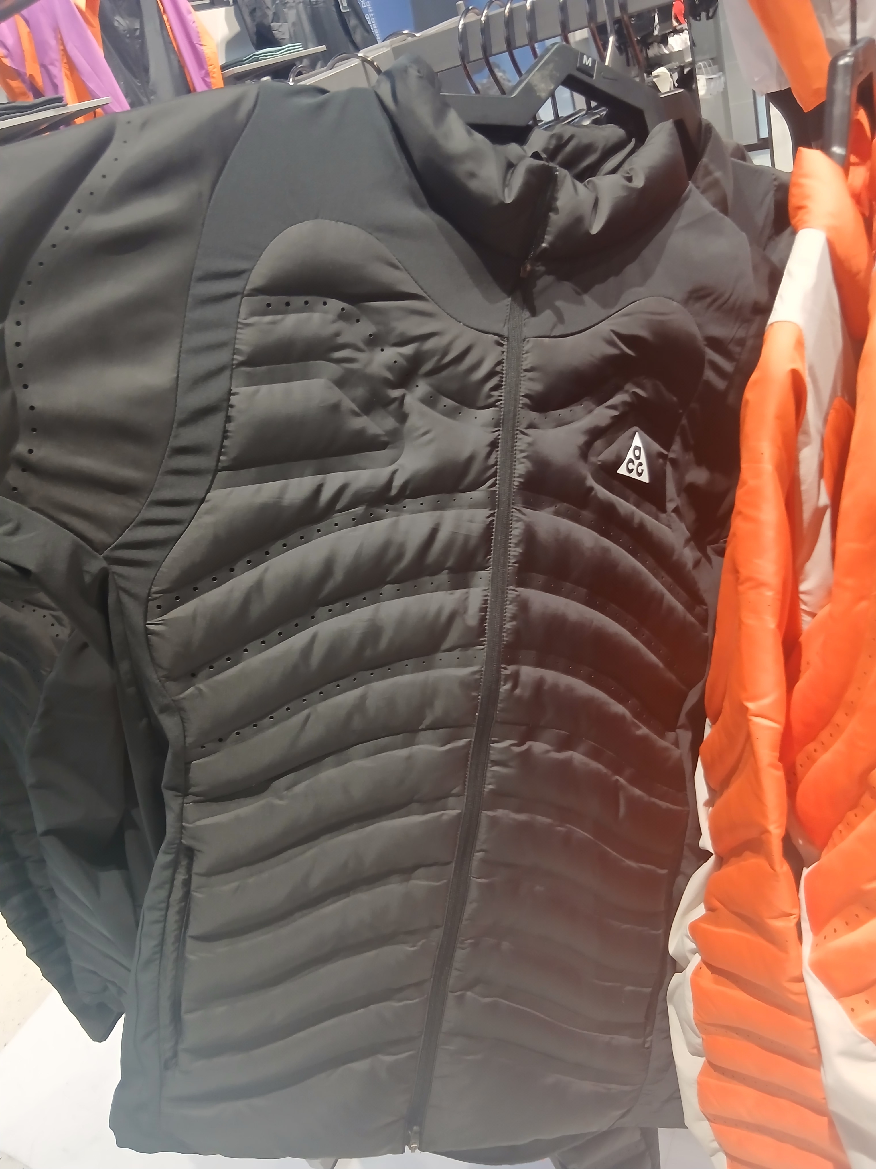 Nike ACG Club Unstructured Cap Black, Nike ACG Phantazma Storm-Fit ADV Jacket Black Summit White - Asia 착용 스타일 - 6