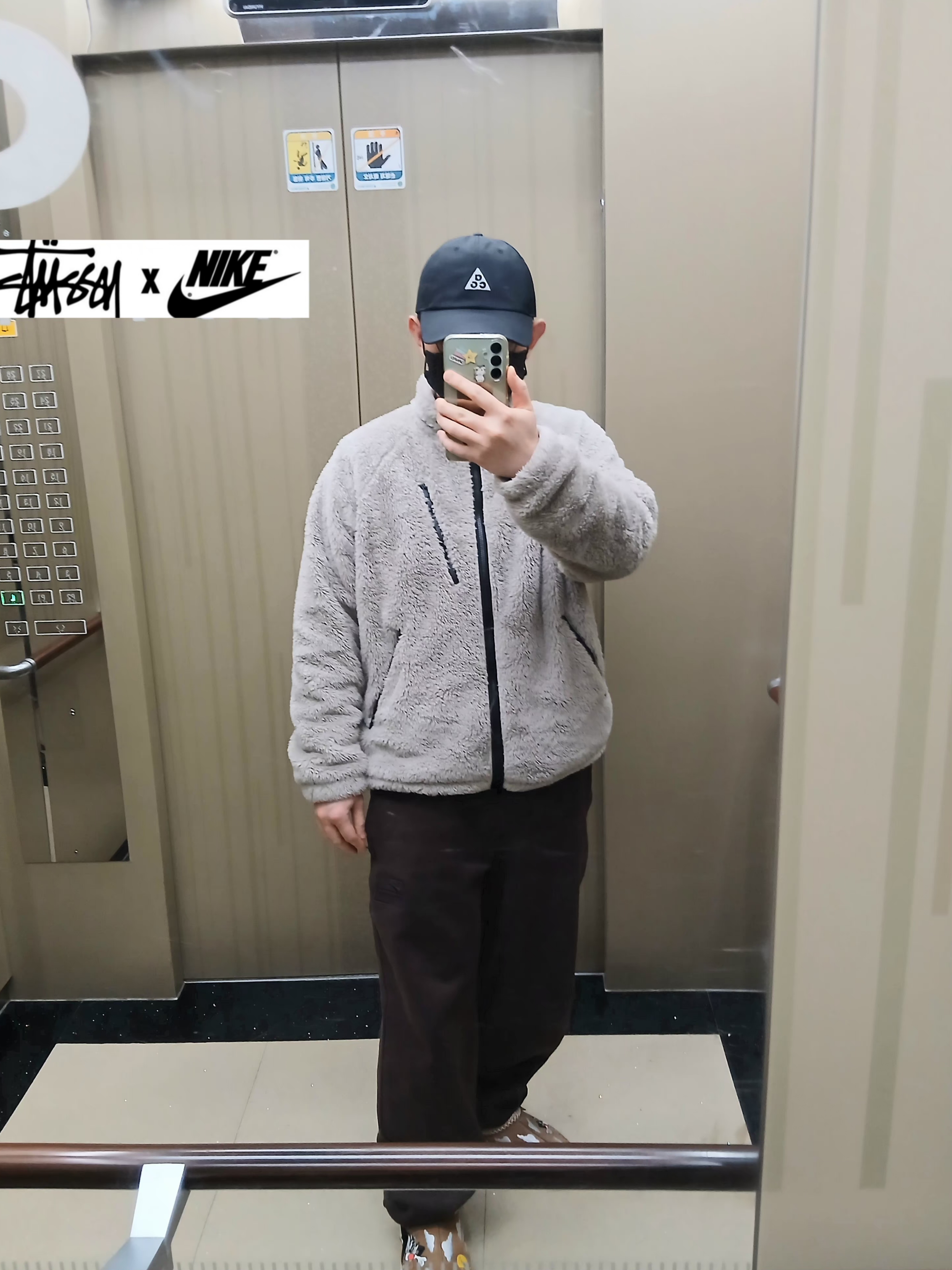 Nike ACG Club Unstructured Cap Black, Uniqlo x Needles Fleece Jacket Beige - KR 착용 스타일 - 1