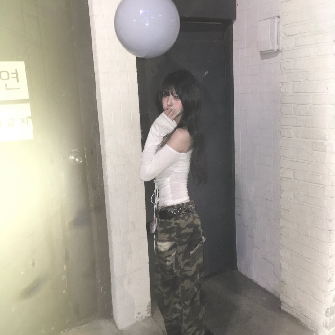 MAINBOOTH Destroyed Camo Pants CAMO 착용 스타일 - 2