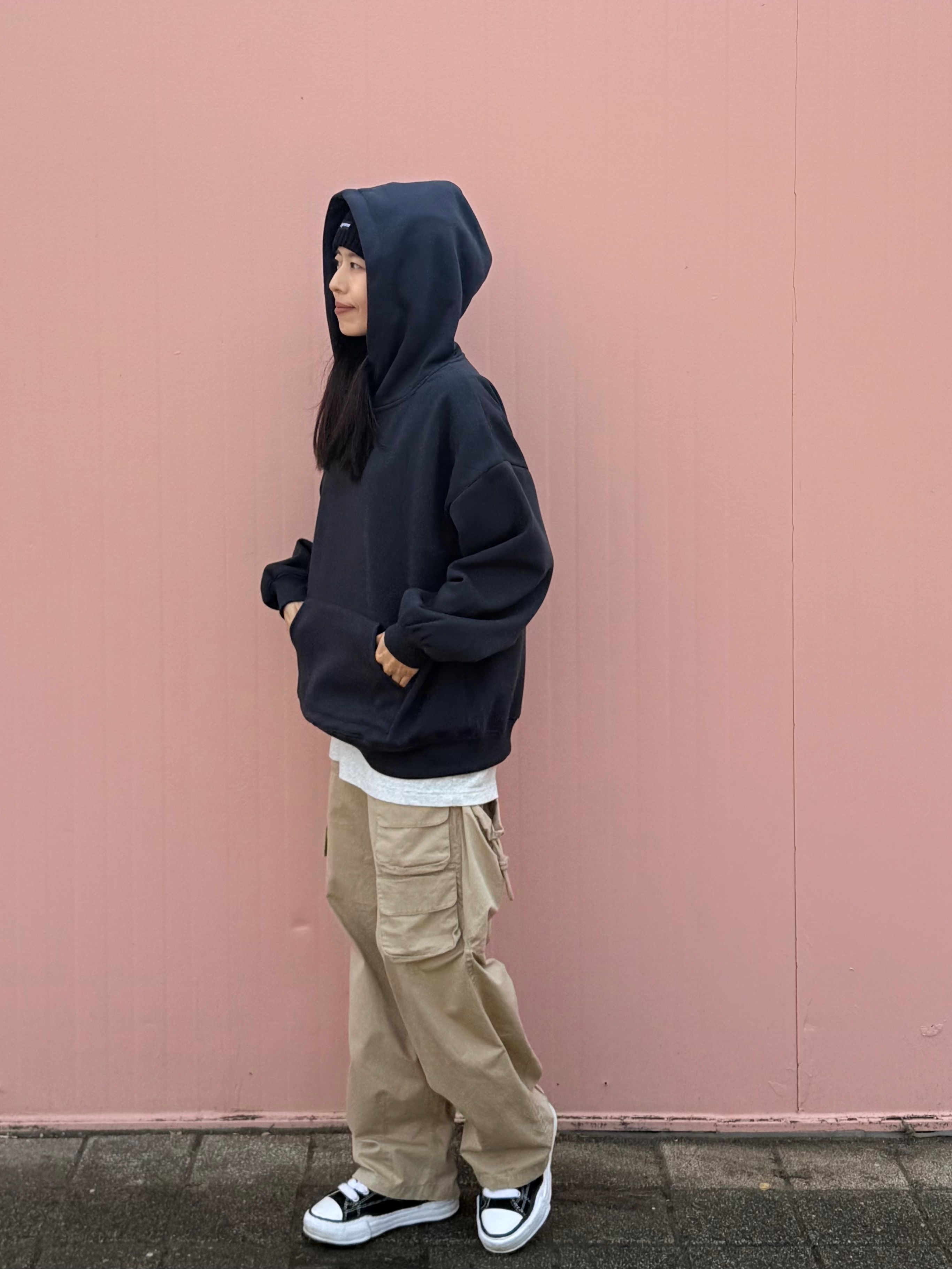 Supreme Overdyed Beanie Black, Fritur Kyoto Cargo Pants Beige_F251PT01 착용 스타일 - 3