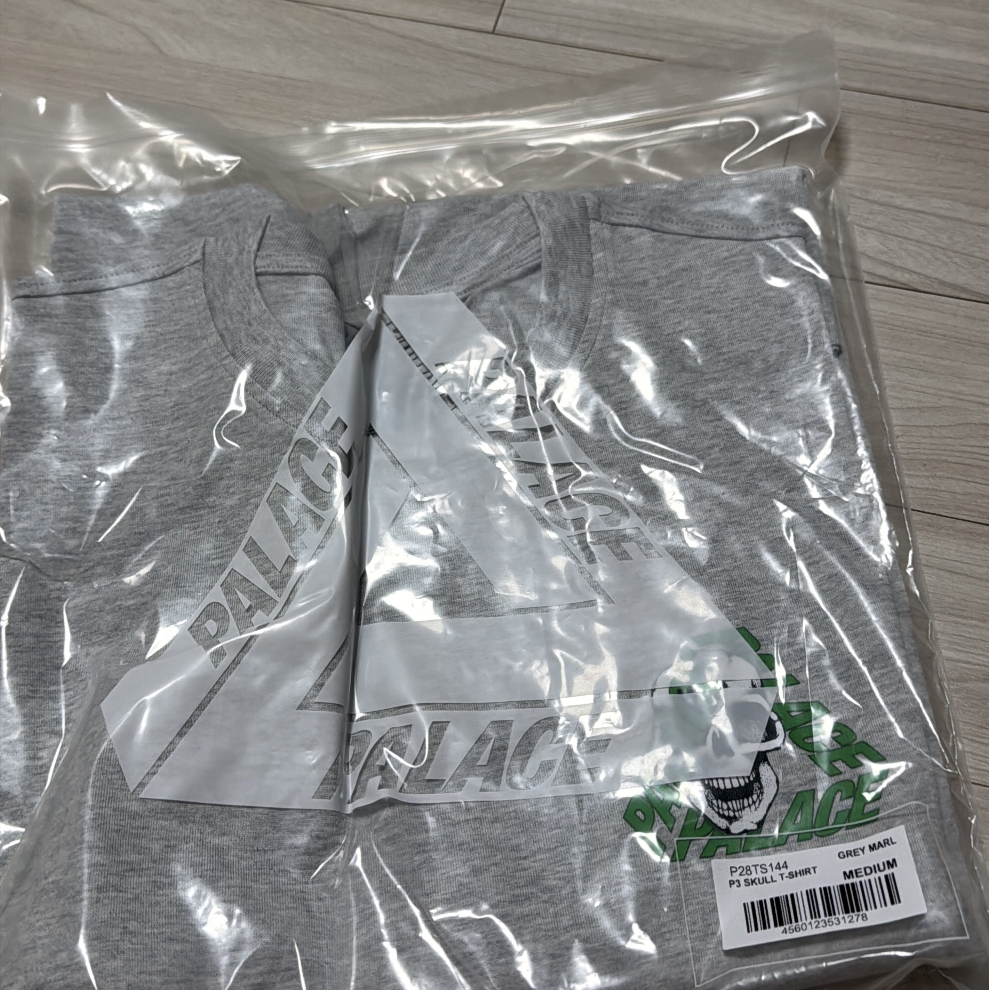 Palace P3 Skull T-Shirt Grey Marl - 25SS 착용 스타일
