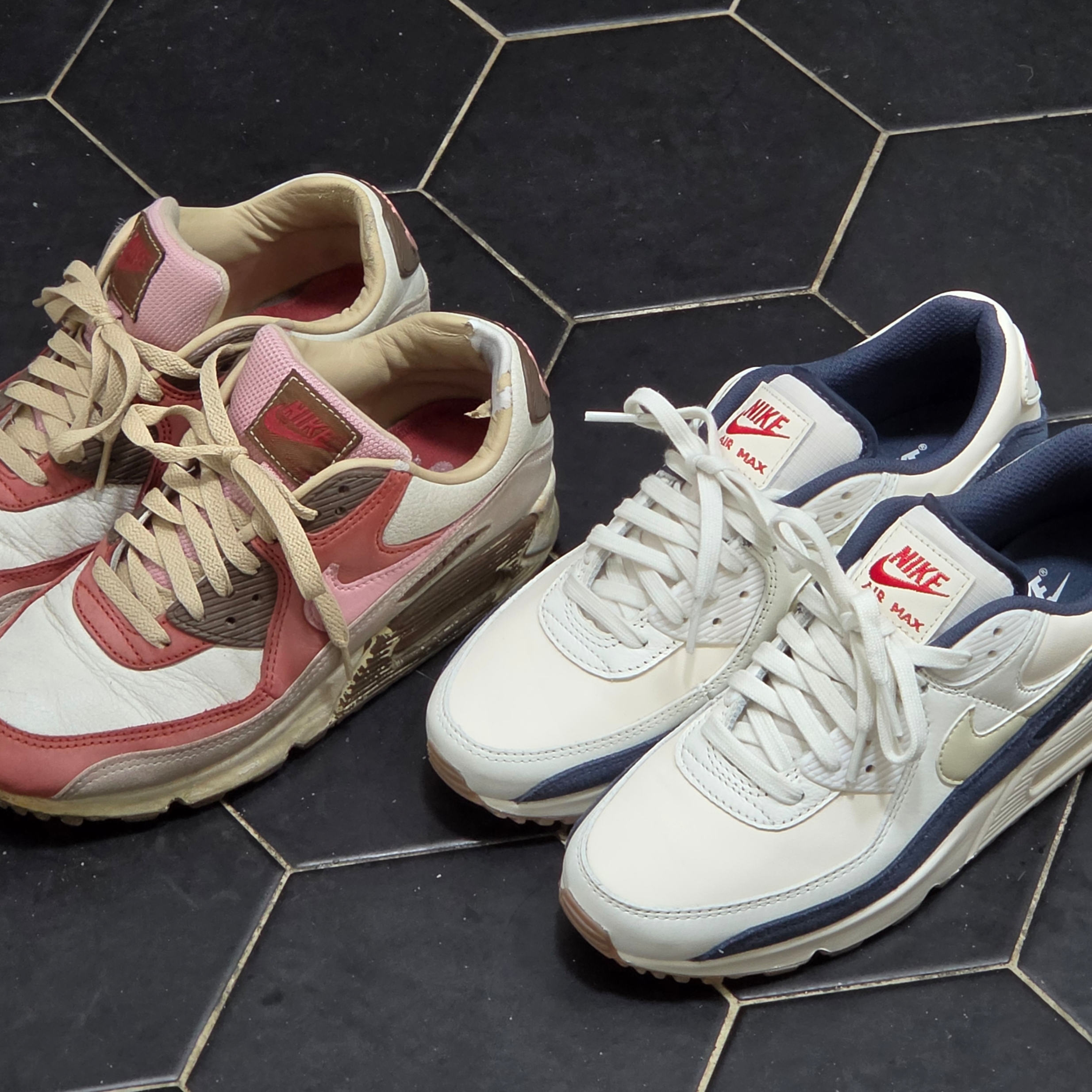 Nike Air Max 90 Premium Pale Ivory Thunder Blue, Nike Air Max 90 NRG Bacon 착용 스타일 - 3