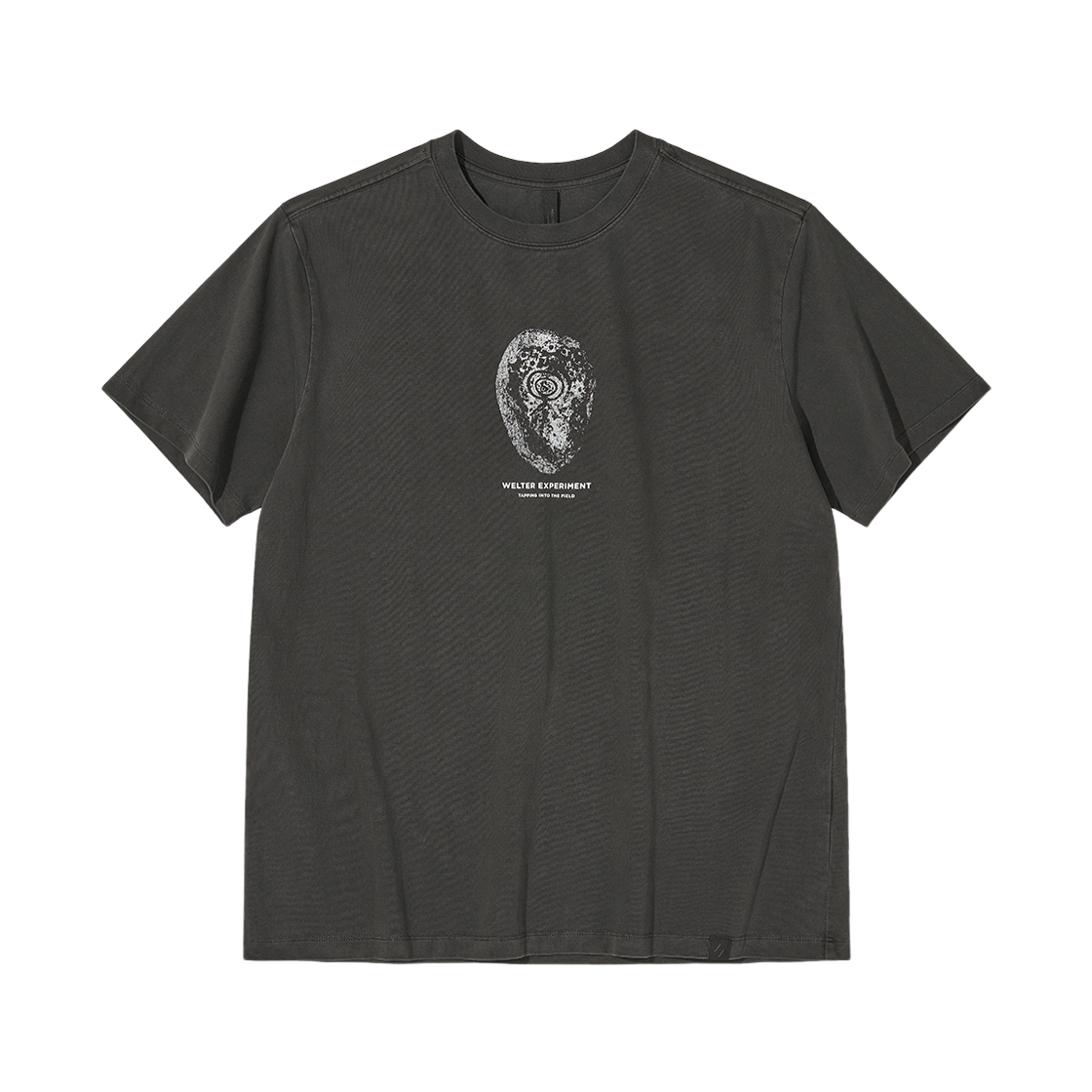 웰터 익스페리먼트 썬 헤디드 디어티 티셔츠 차콜(WELTER EXPERIMENT Sun-Headed Deity T-Shirt Charcoal)